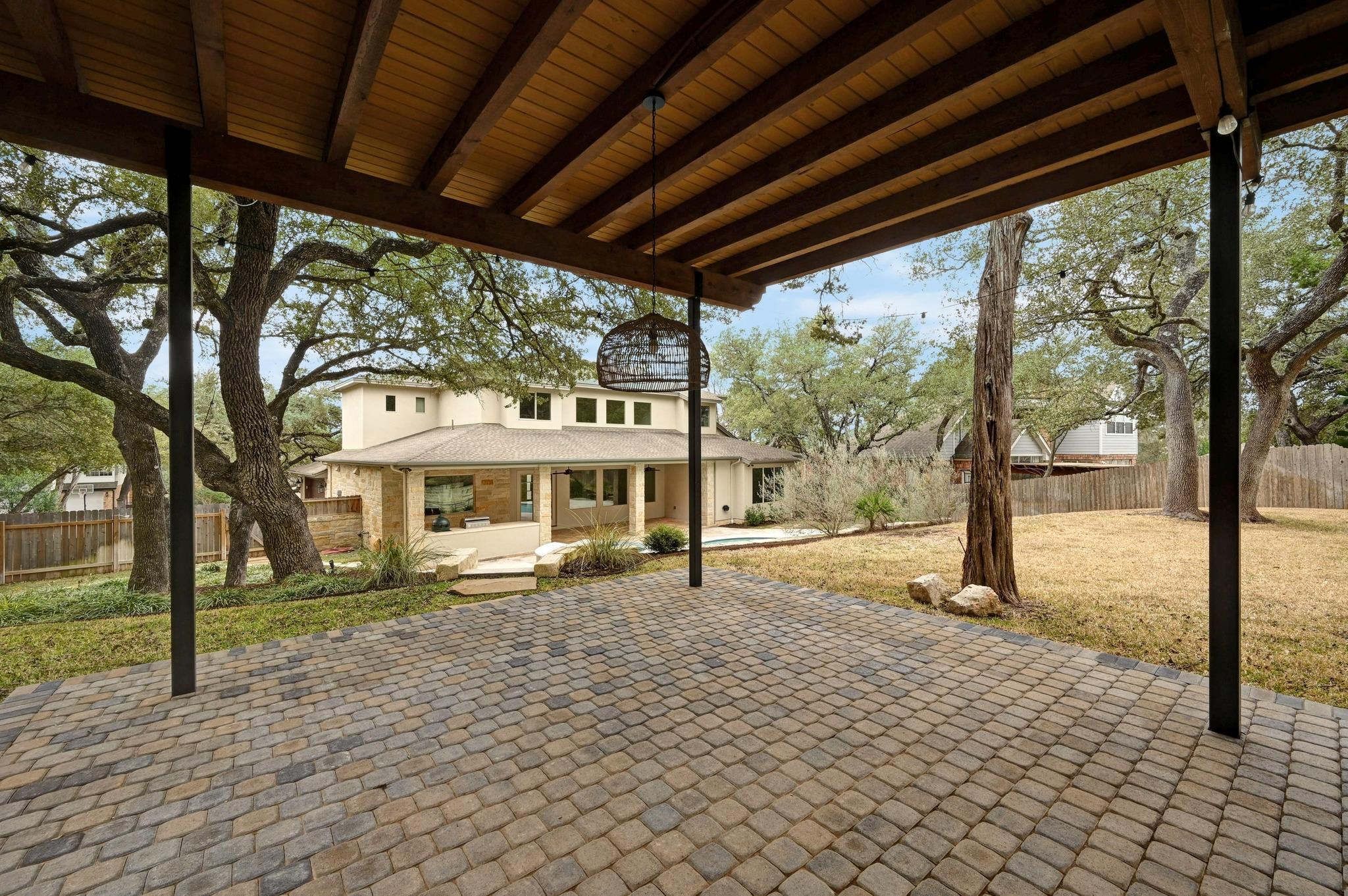 2800 Barton Point Dr, Austin, TX 78733