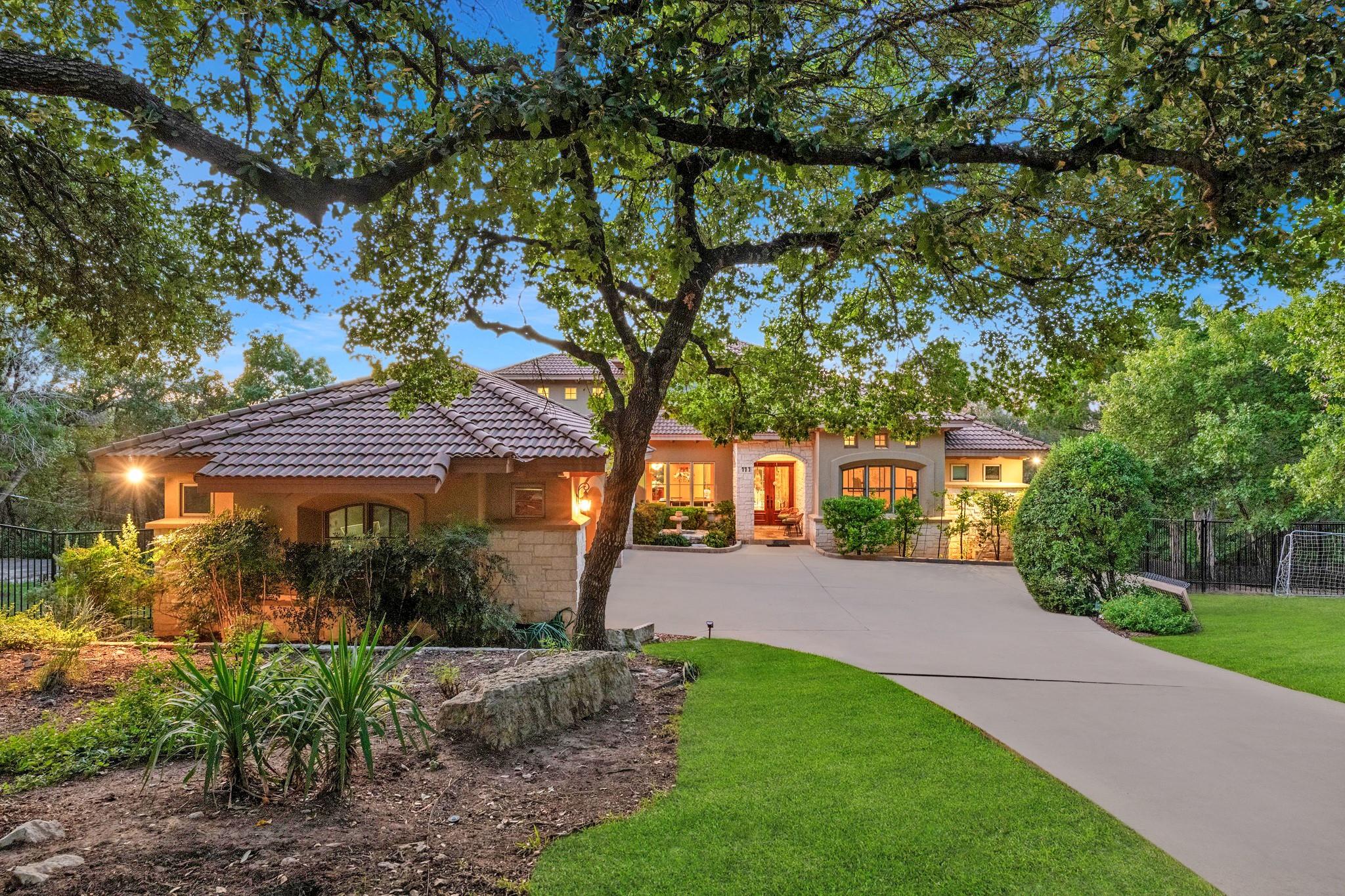 111 SENDERA BONITA, Lakeway, TX 78734