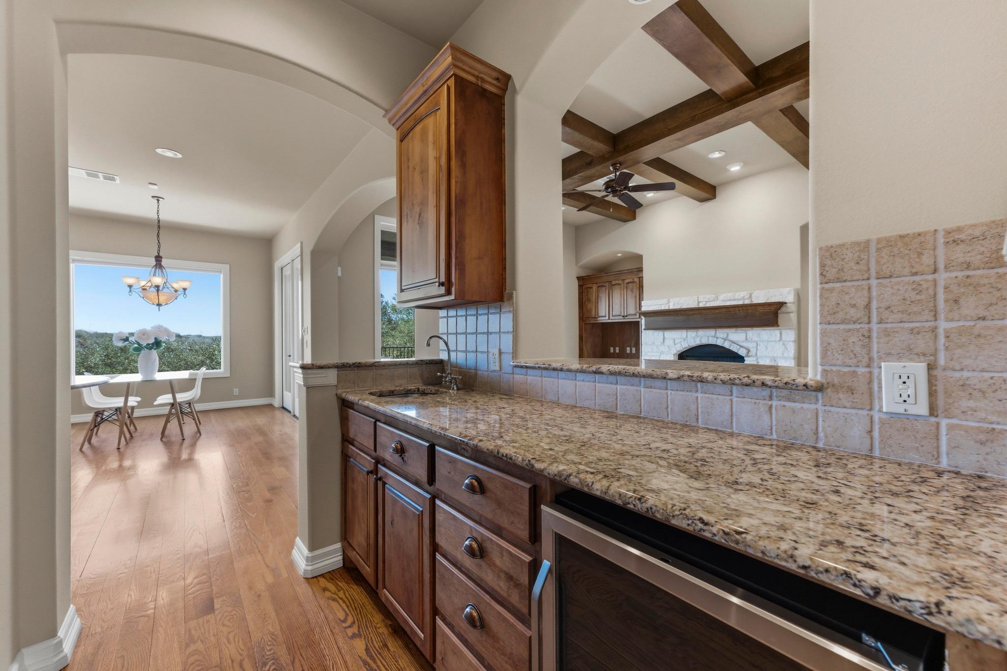 111 SENDERA BONITA, Lakeway, TX 78734