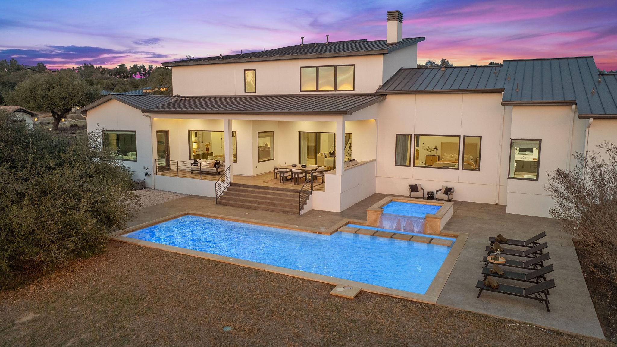 8400 Lakewood Ridge Cv, Austin, TX 78738