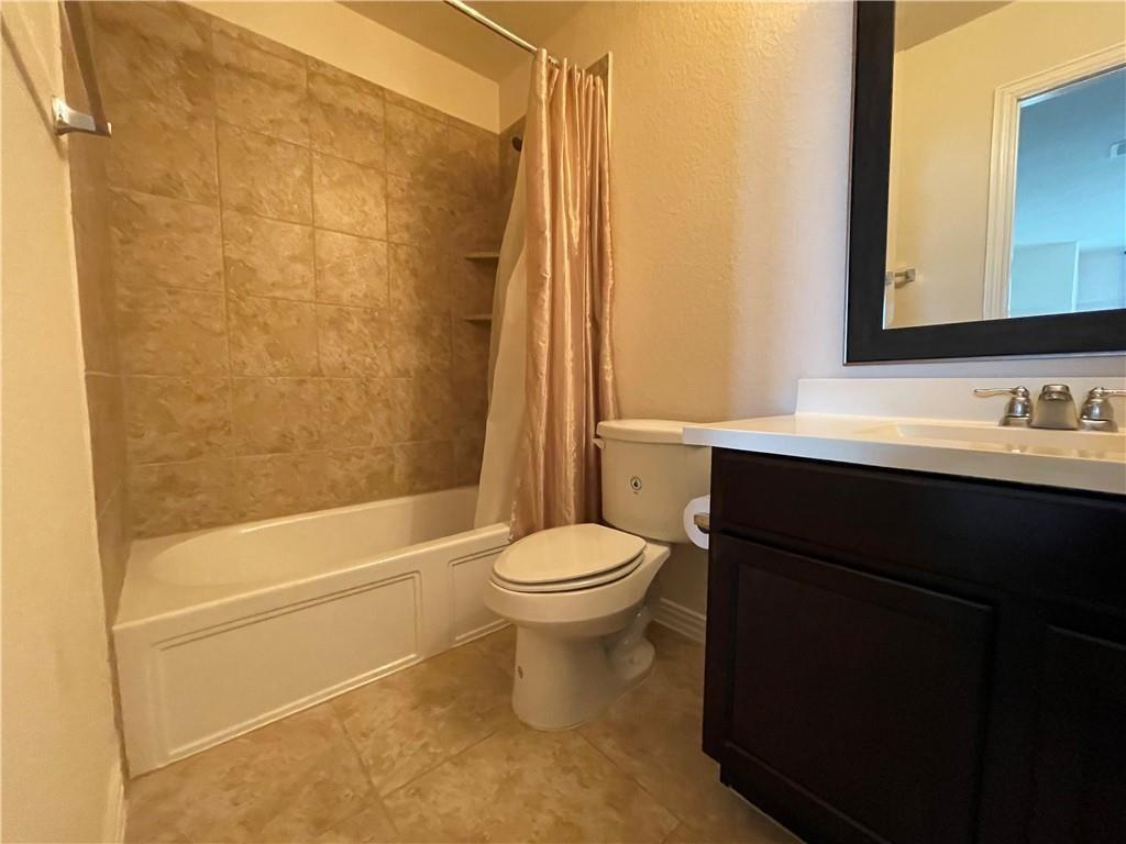 3917 Alpine Autumn Dr, Austin, TX 78744