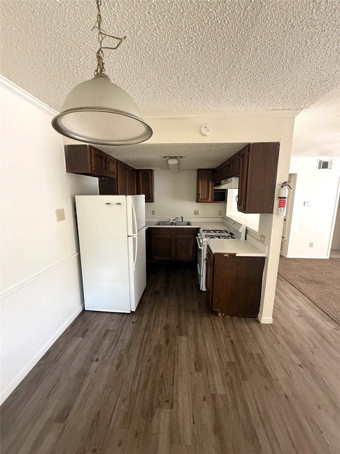 109 Smith Ln Ln # A, San Marcos, TX 78666