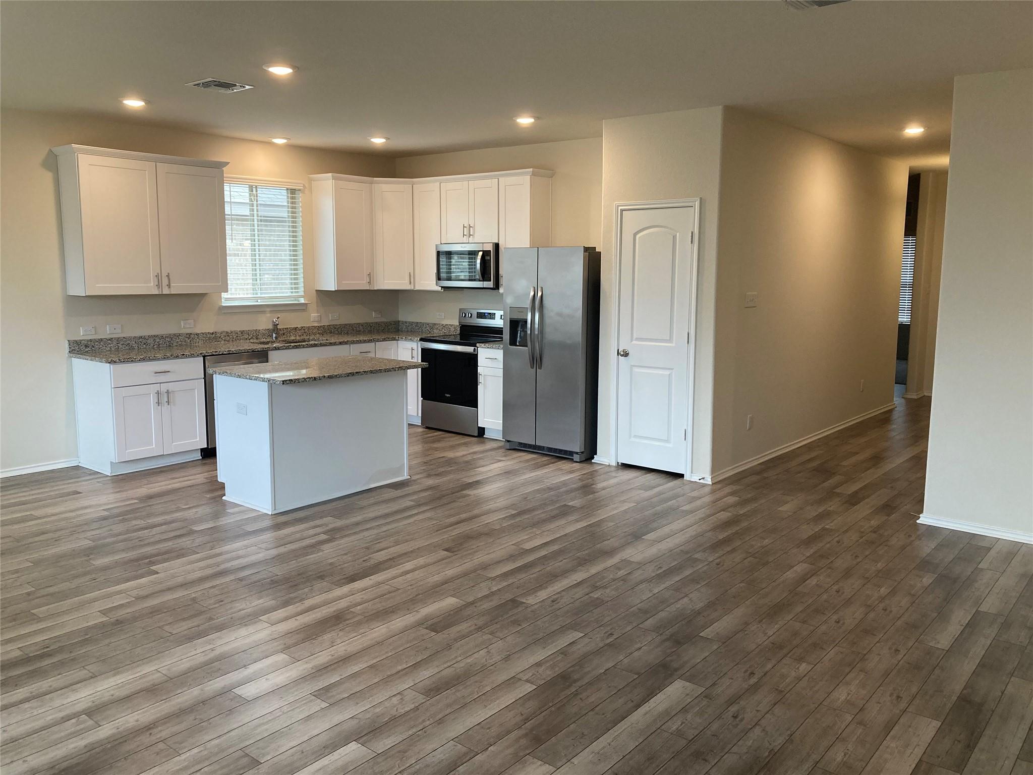 137 Onna St, Taylor, TX 76574