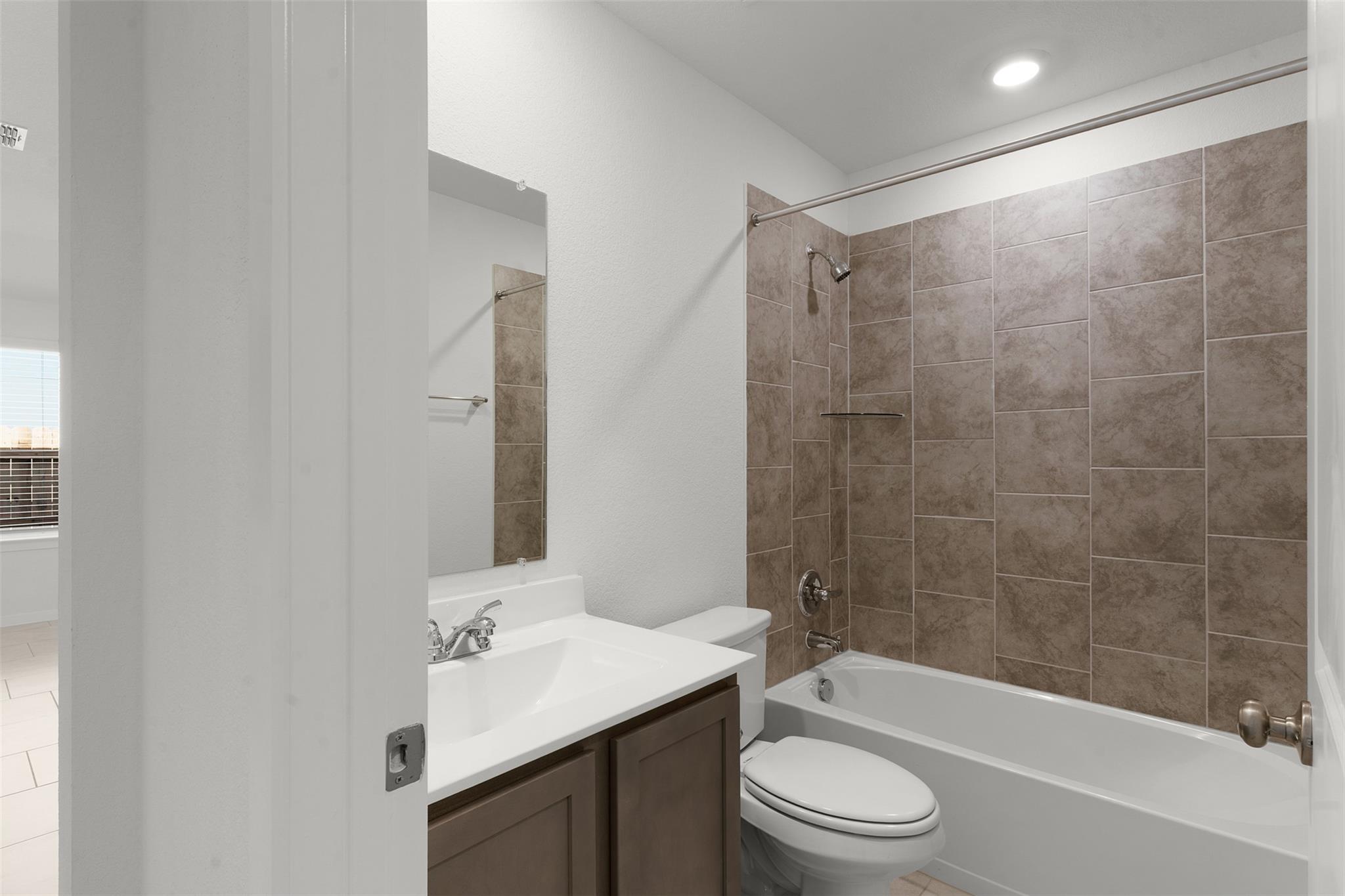 13832 Scarlett Song Dr, Elgin, TX 78621