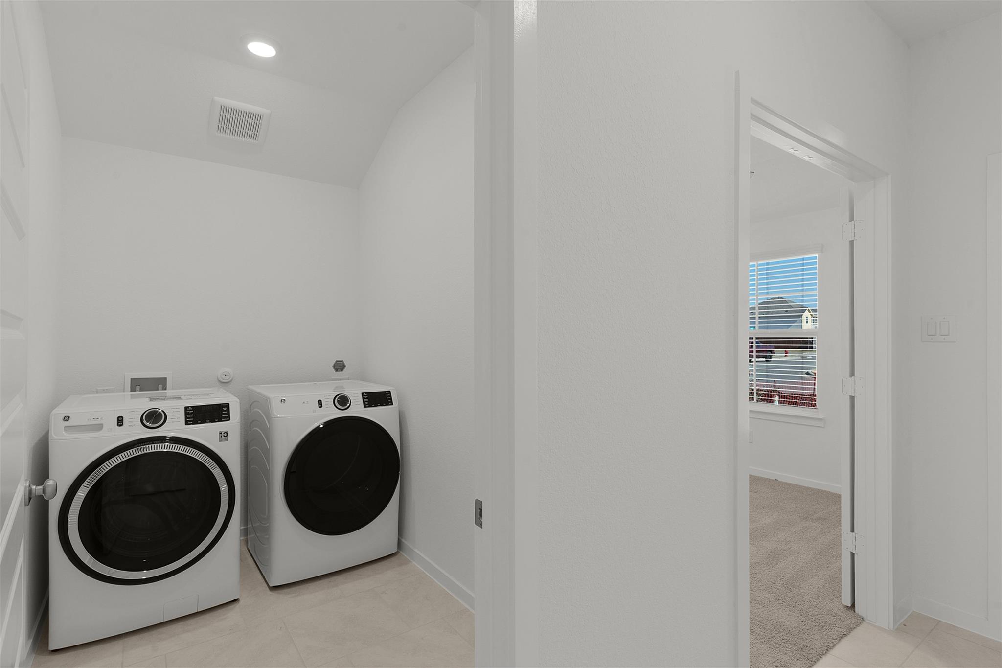 13832 Scarlett Song Dr, Elgin, TX 78621