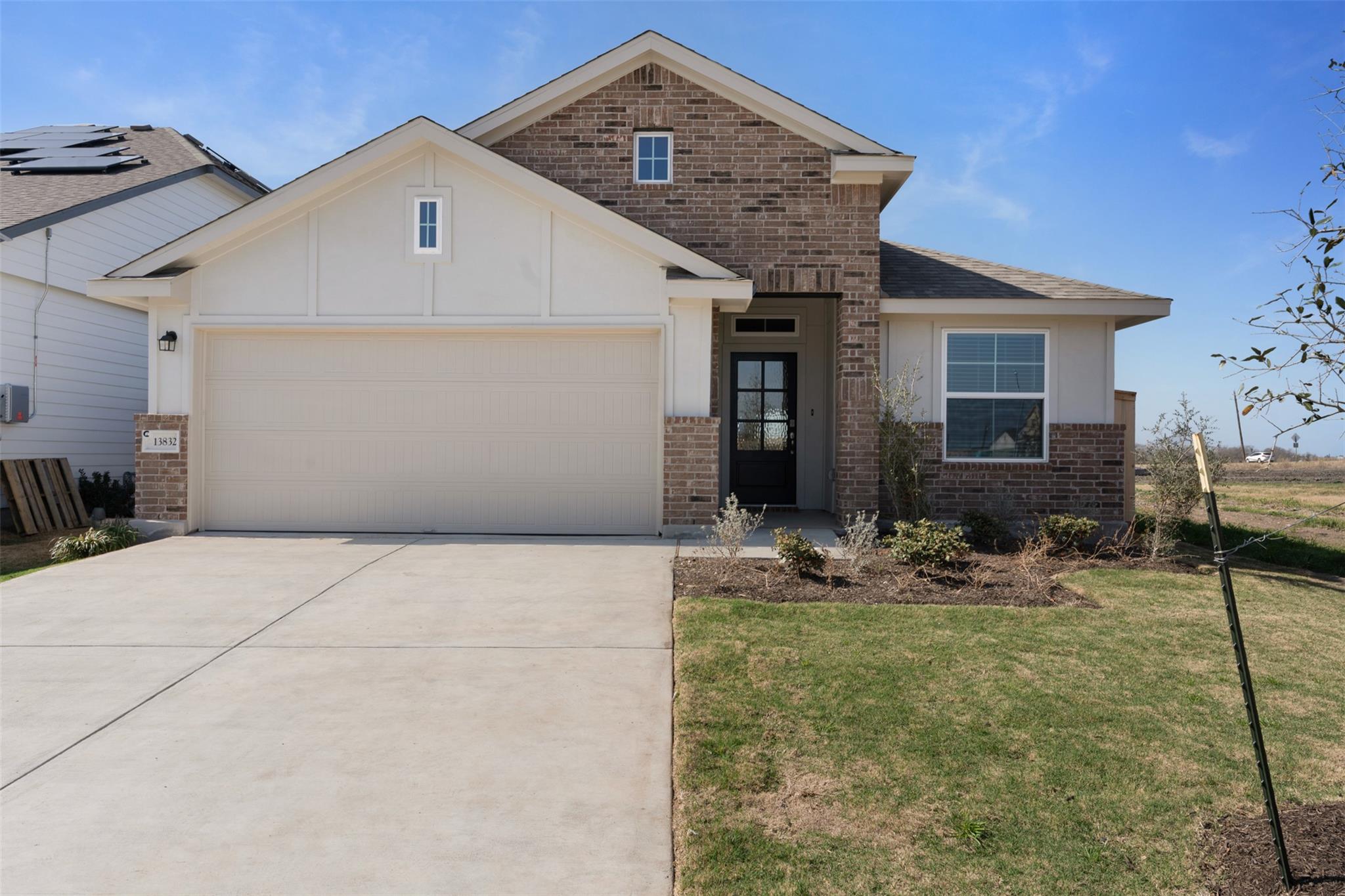 13832 Scarlett Song Dr, Elgin, TX 78621