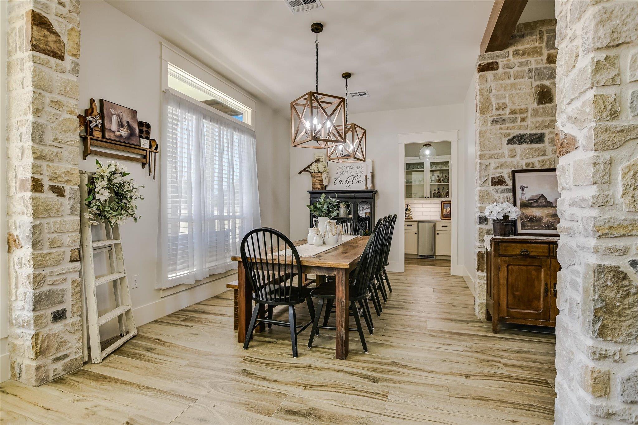 224 Foust Dr, Liberty Hill, TX 78642