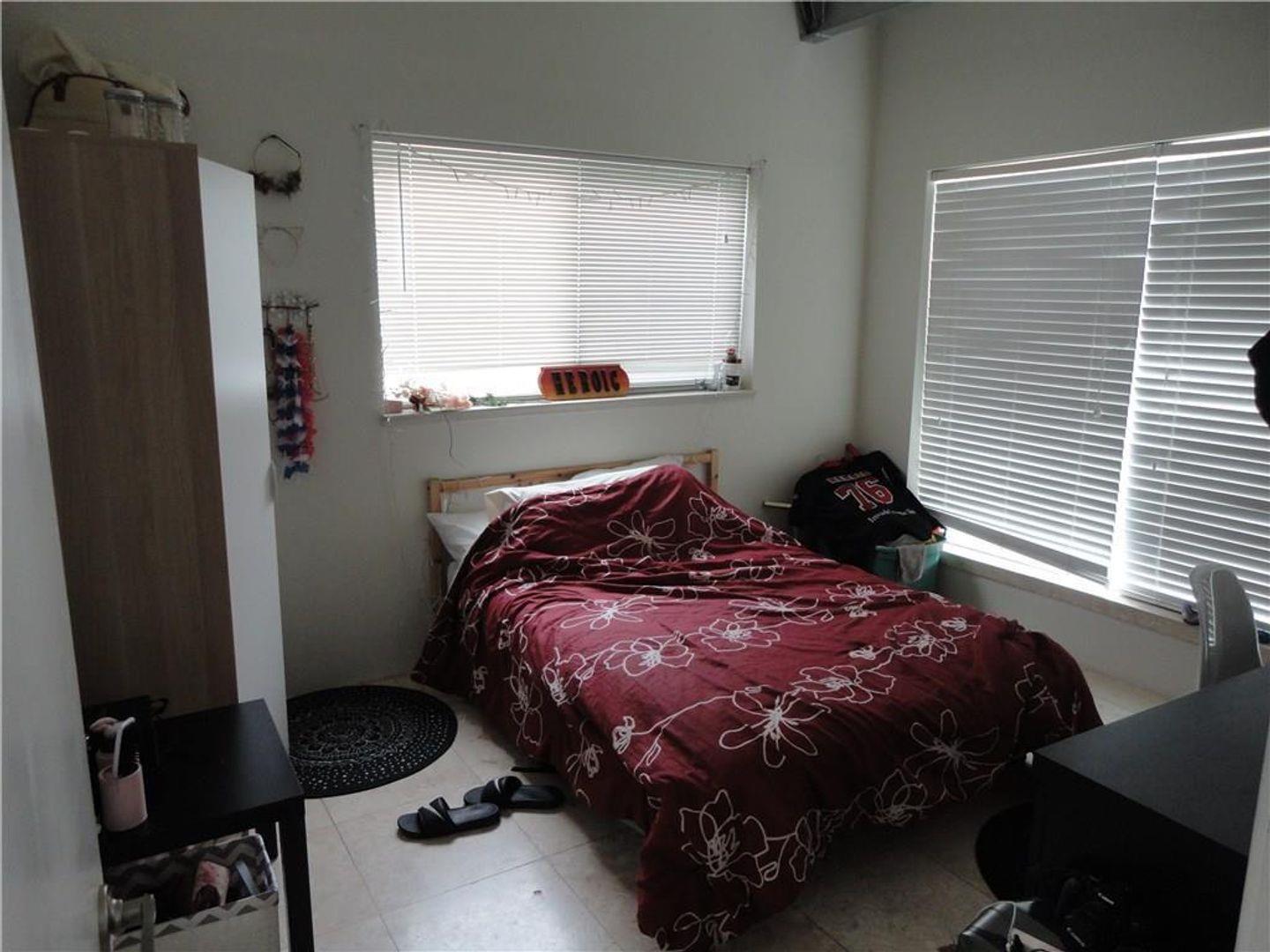 210 E 32nd St # E, Austin, TX 78705