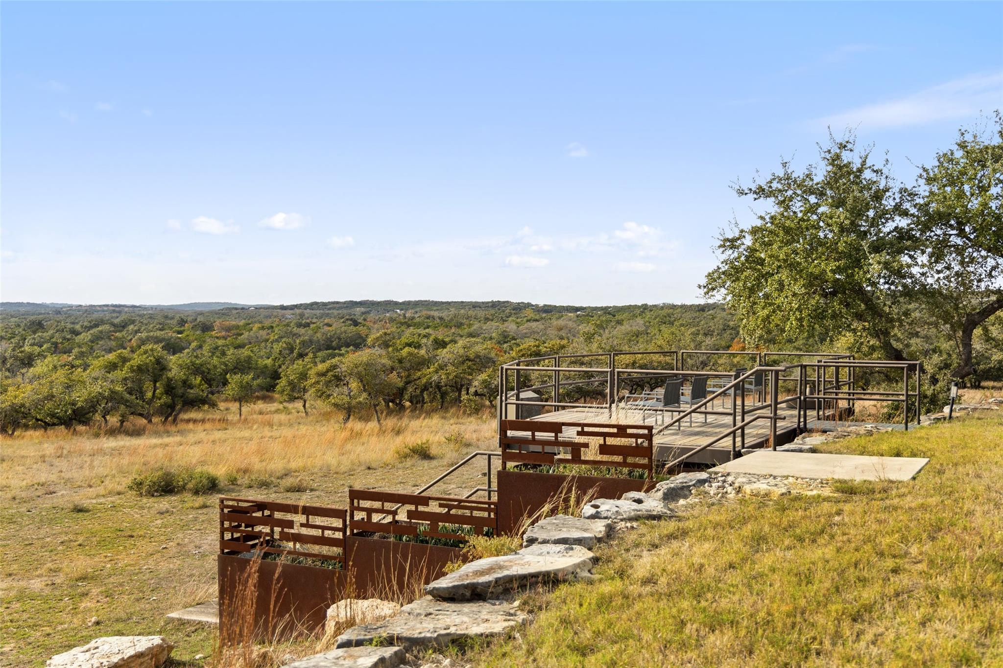 751 Prochnow Rd, Dripping Springs, TX 78620