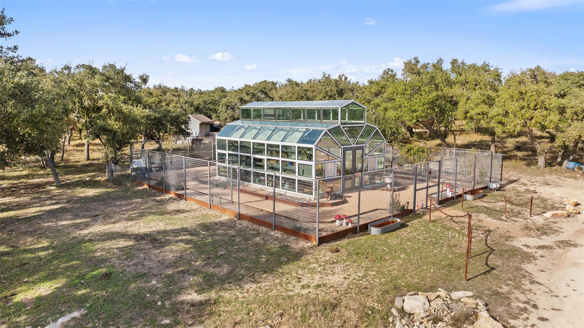 751 Prochnow Rd, Dripping Springs, TX 78620