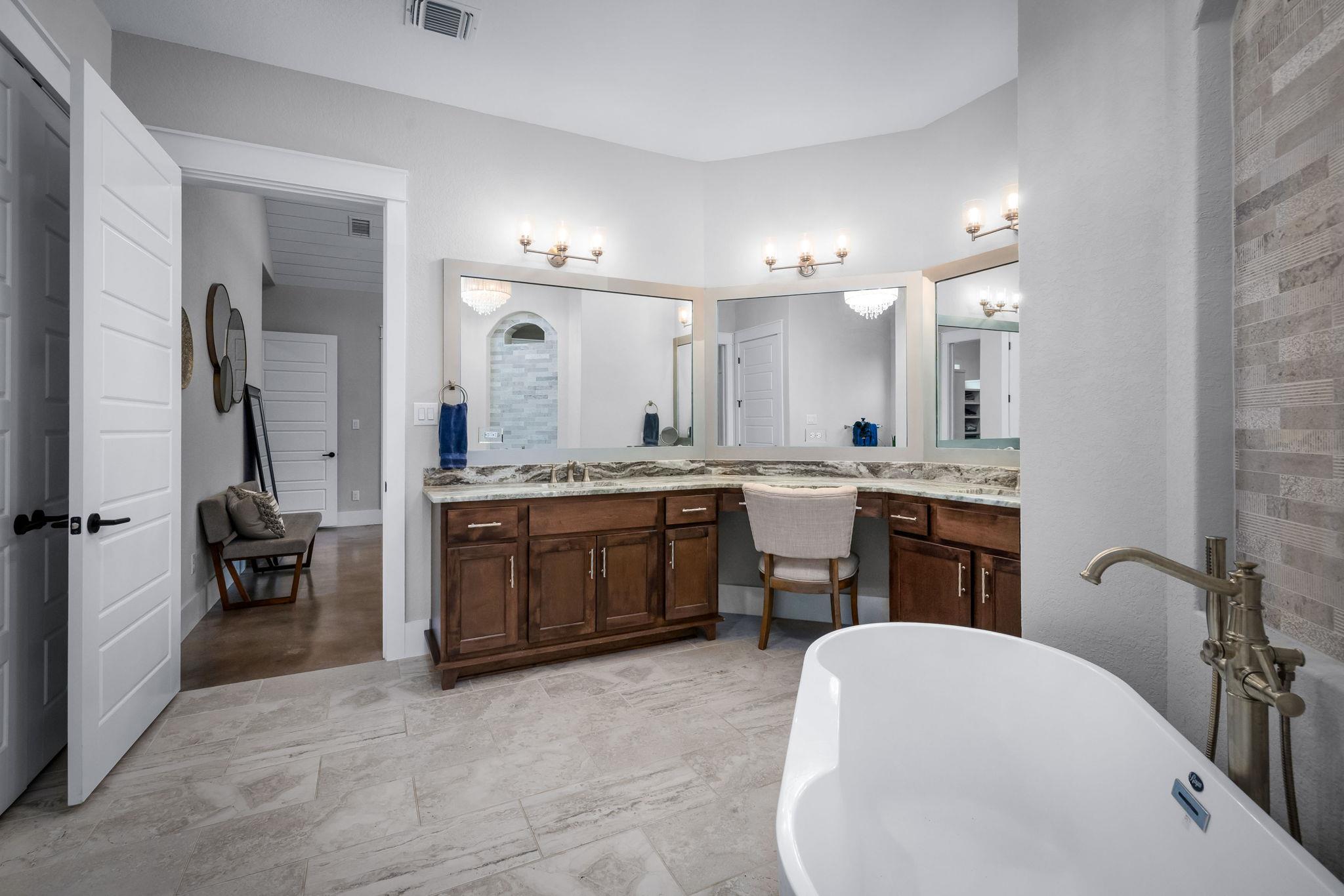 1226 Wild Rose Dr, New Braunfels, TX 78132