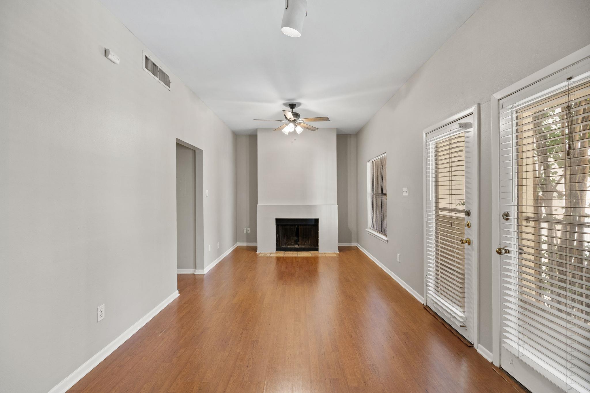 712 Graham Pl # 203, Austin, TX 78705