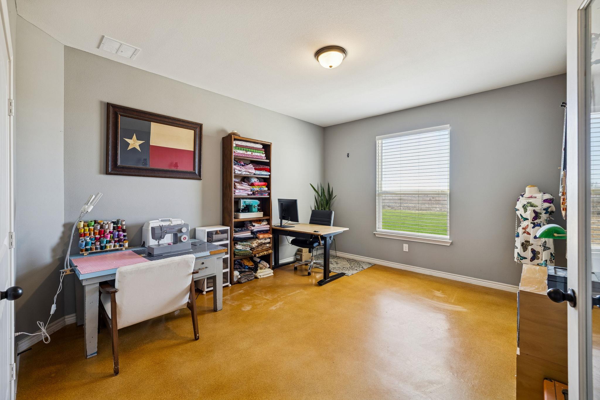 5476 County Road 427, Stockdale, TX 78160