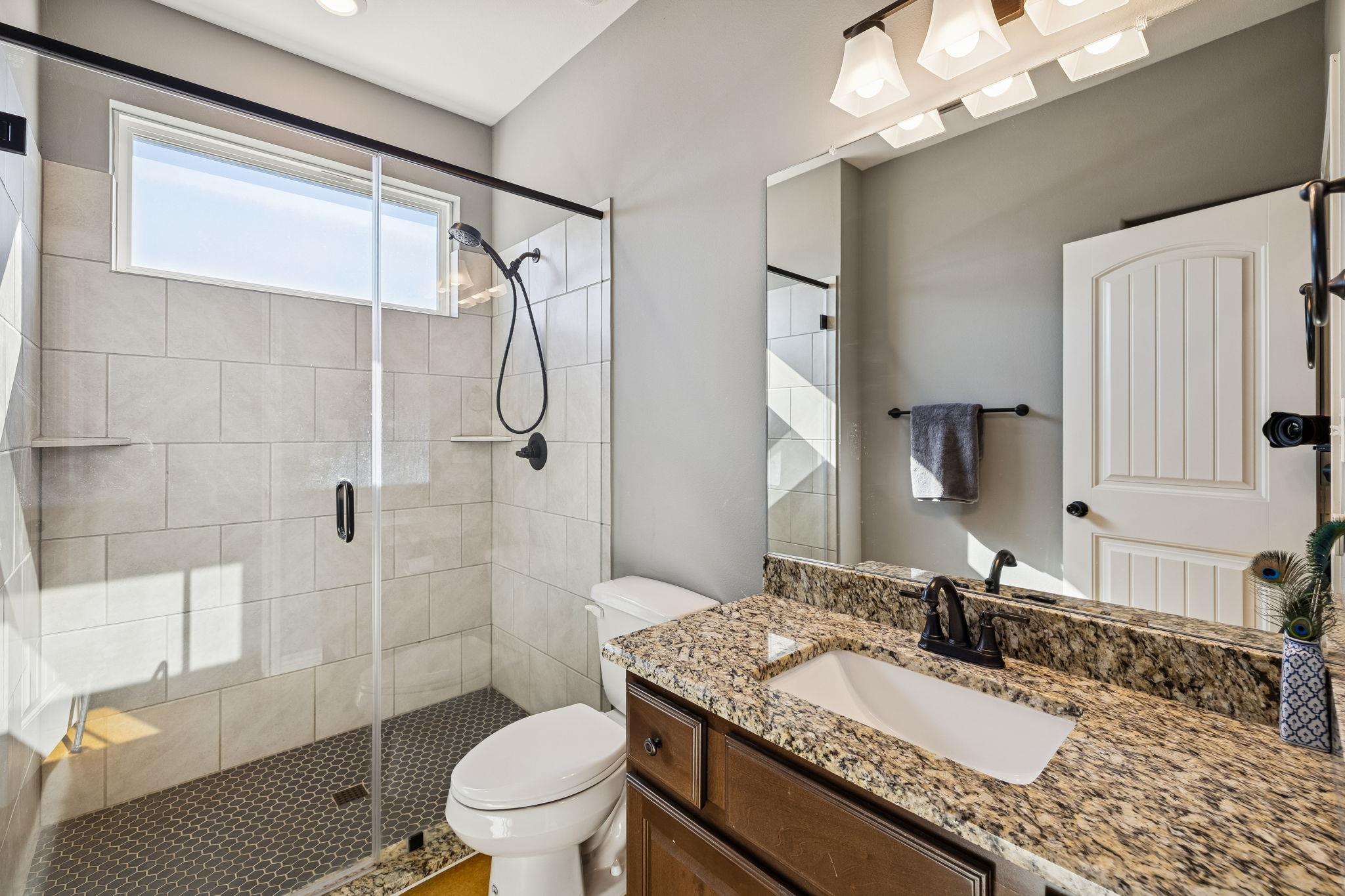 5476 County Road 427, Stockdale, TX 78160