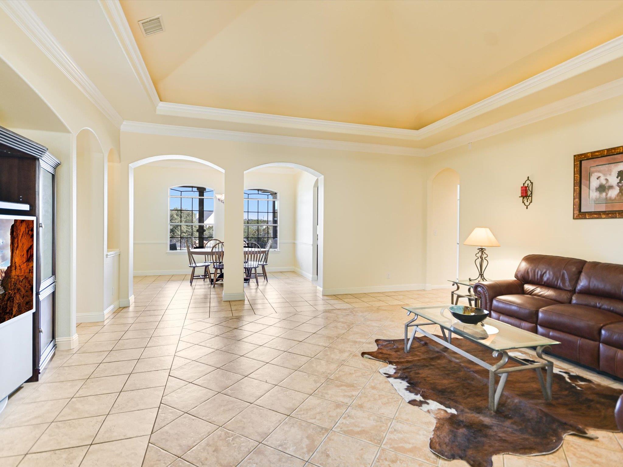 10111 Baxter Ln, Austin, TX 78736