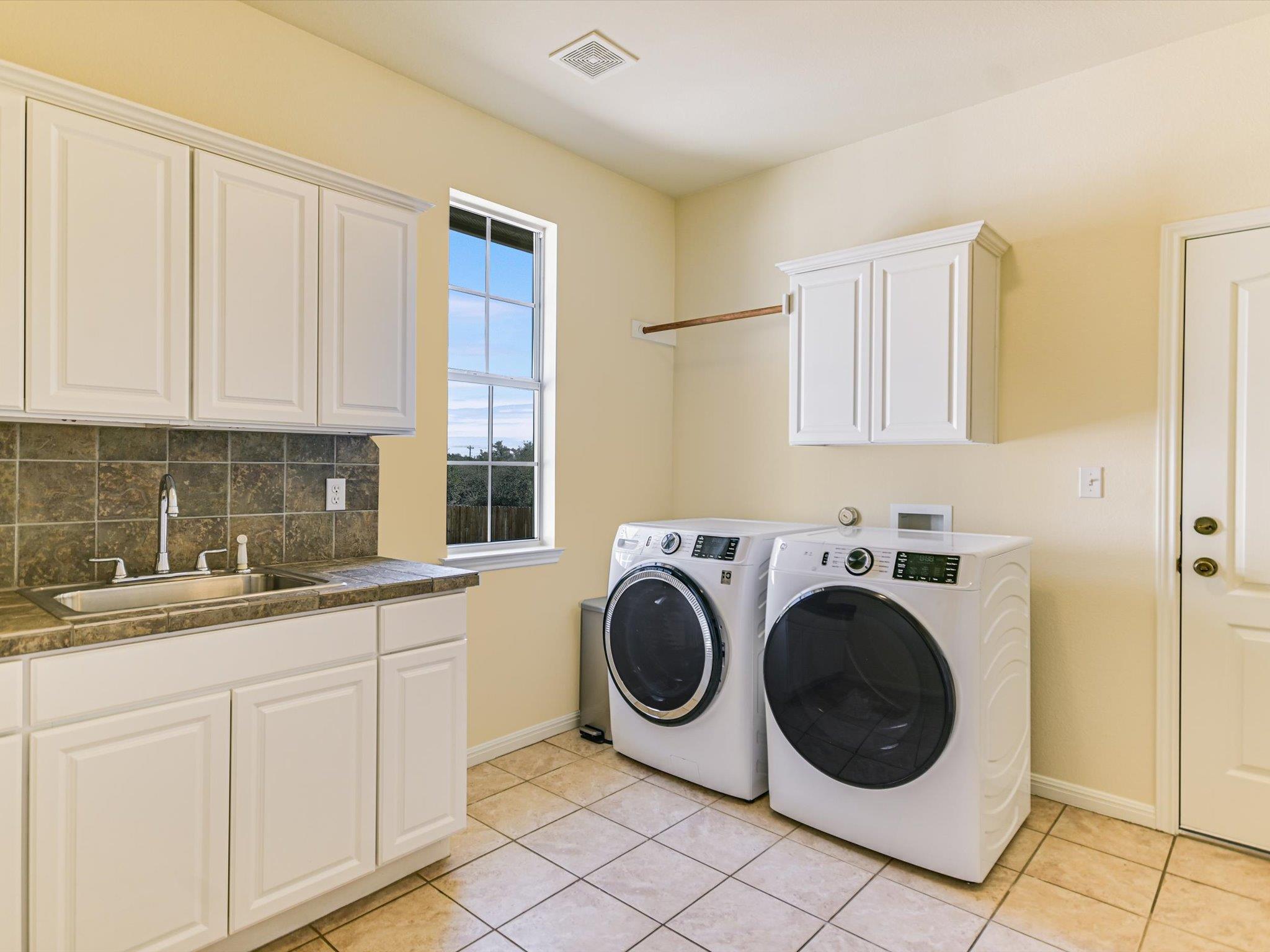 10111 Baxter Ln, Austin, TX 78736