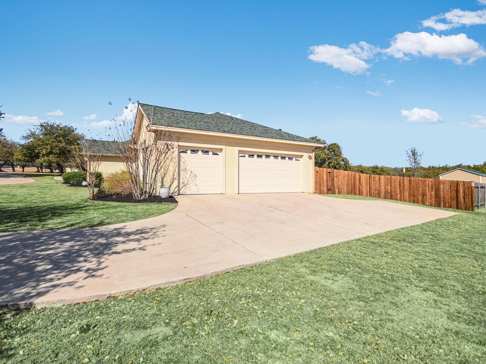 10111 Baxter Ln, Austin, TX 78736