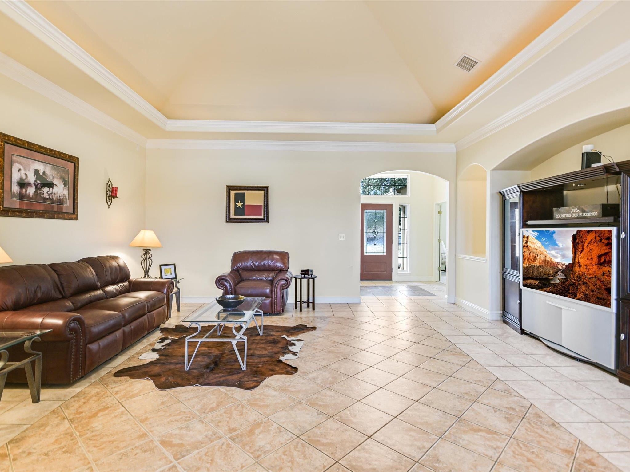 10111 Baxter Ln, Austin, TX 78736