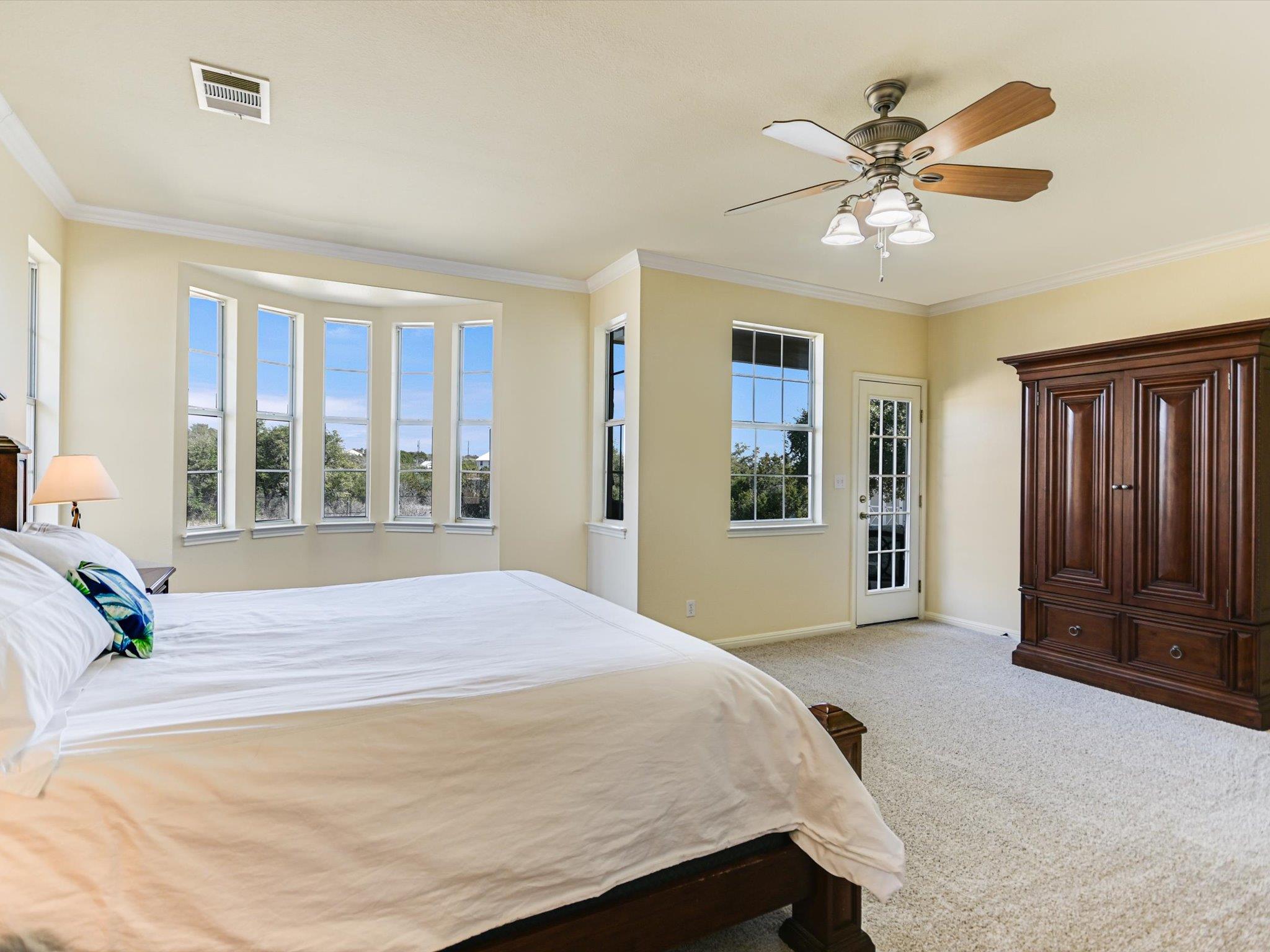 10111 Baxter Ln, Austin, TX 78736