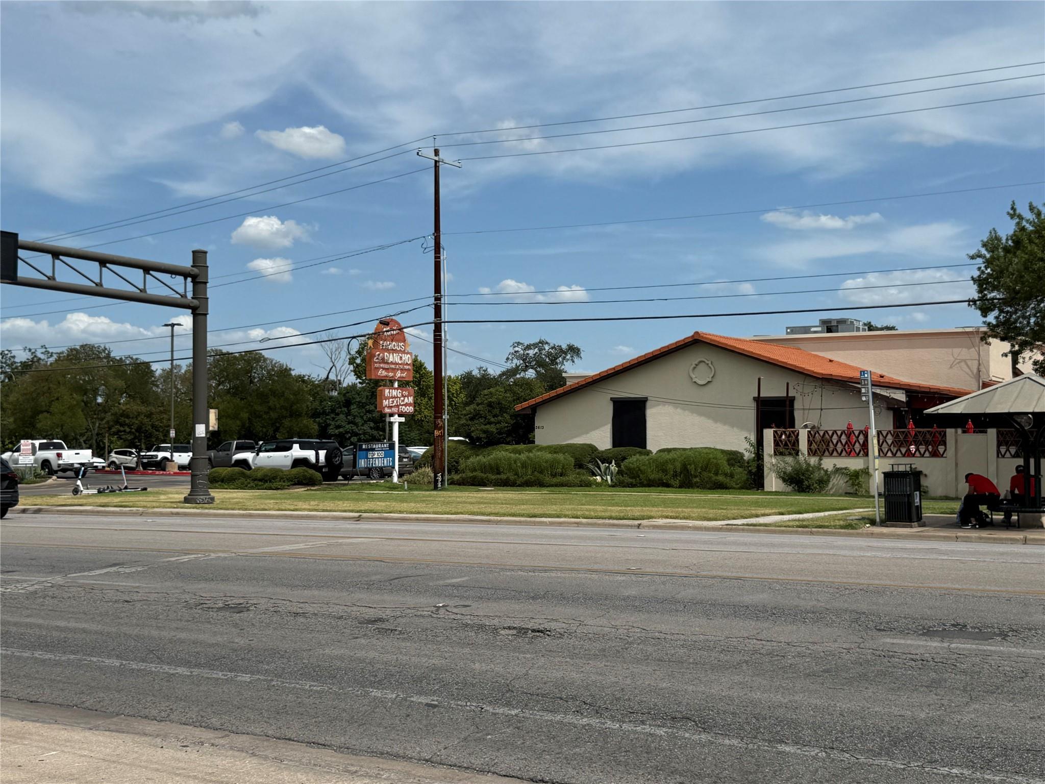 2200 Dickson Dr # 127, Austin, TX 78704