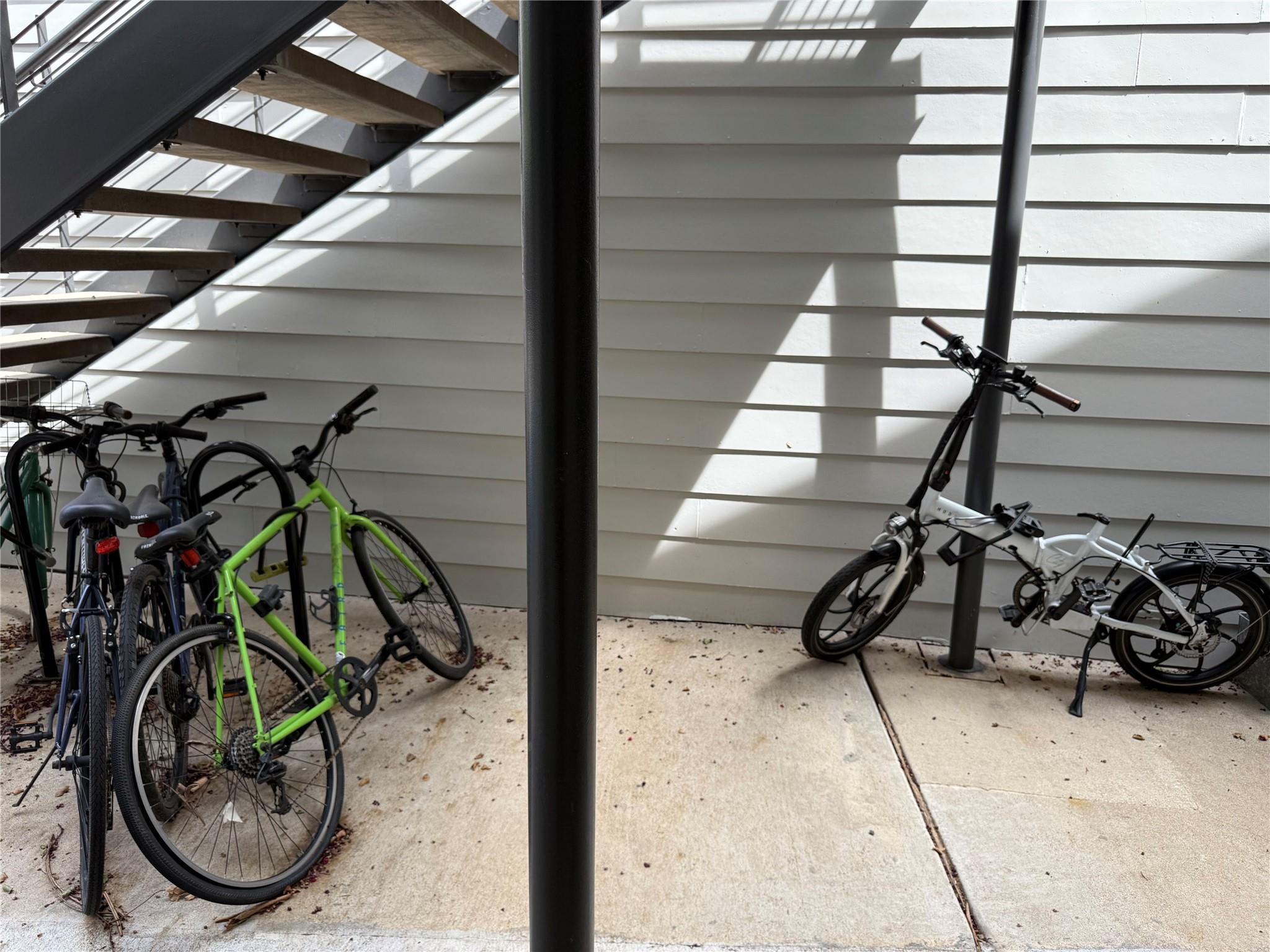 2200 Dickson Dr # 127, Austin, TX 78704