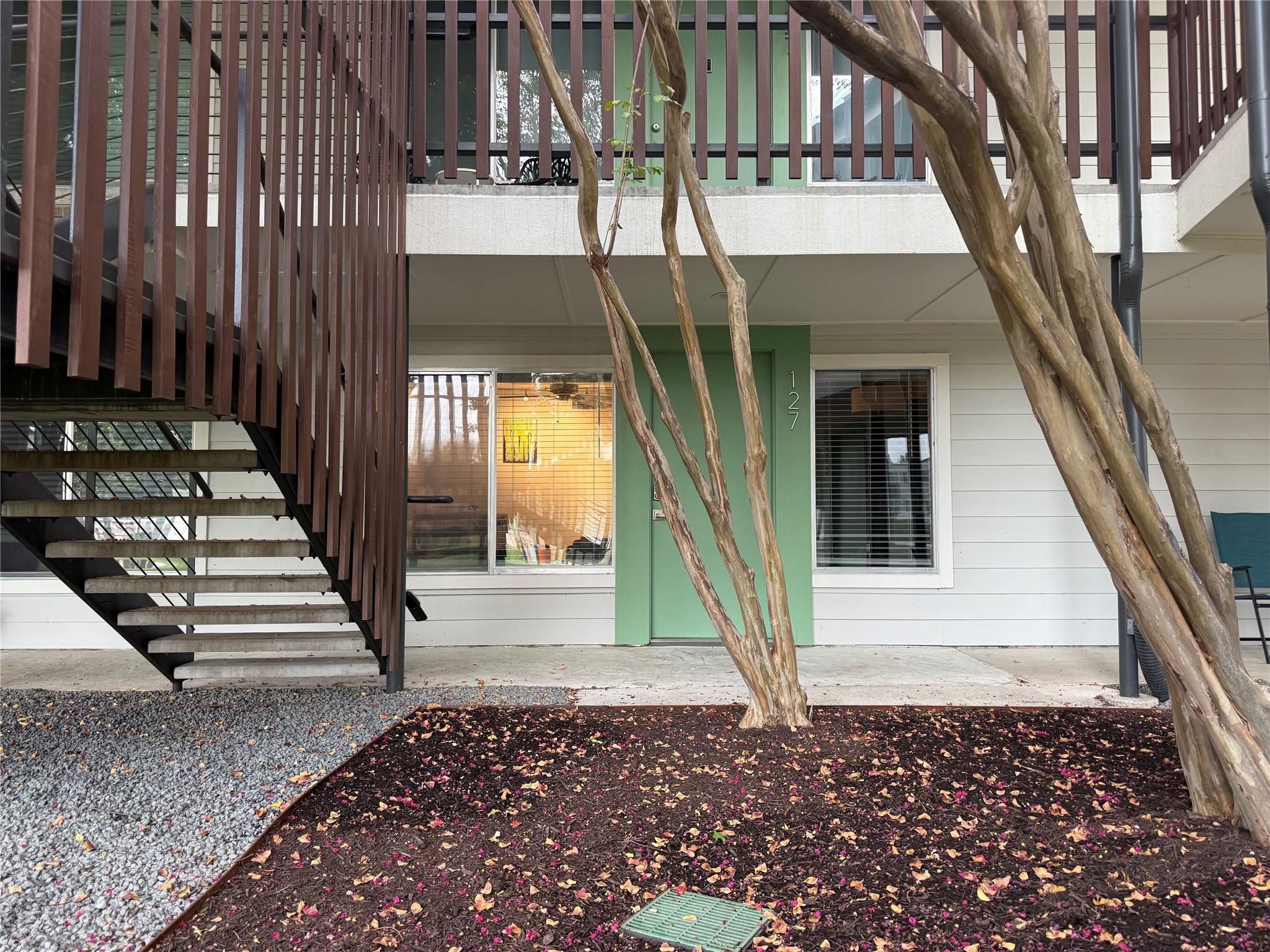 2200 Dickson Dr # 127, Austin, TX 78704