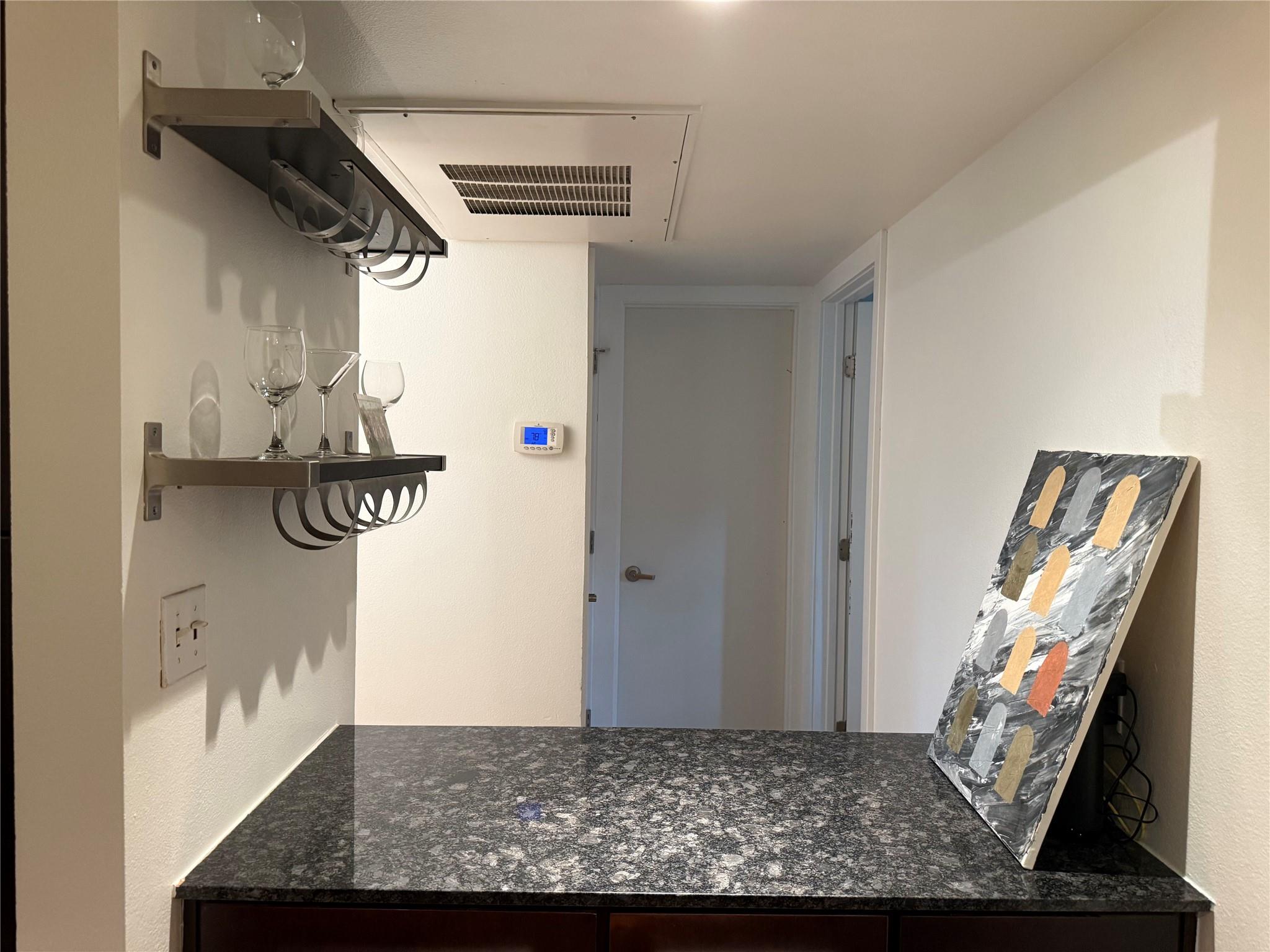 2200 Dickson Dr # 127, Austin, TX 78704