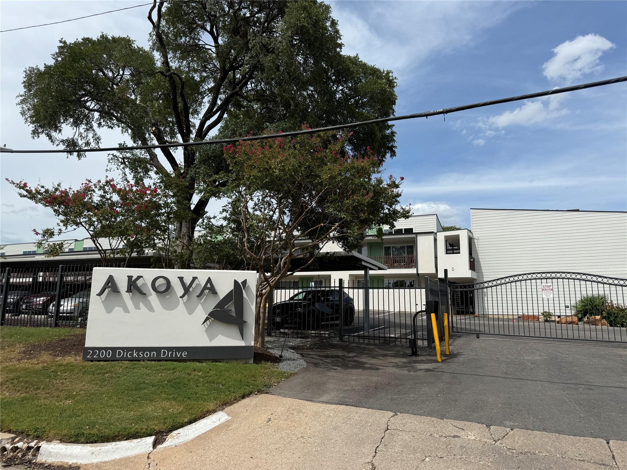 2200 Dickson Dr # 127, Austin, TX 78704