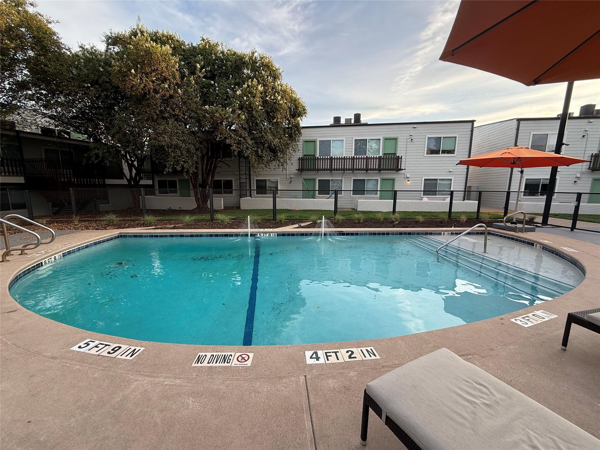 2200 Dickson Dr # 127, Austin, TX 78704