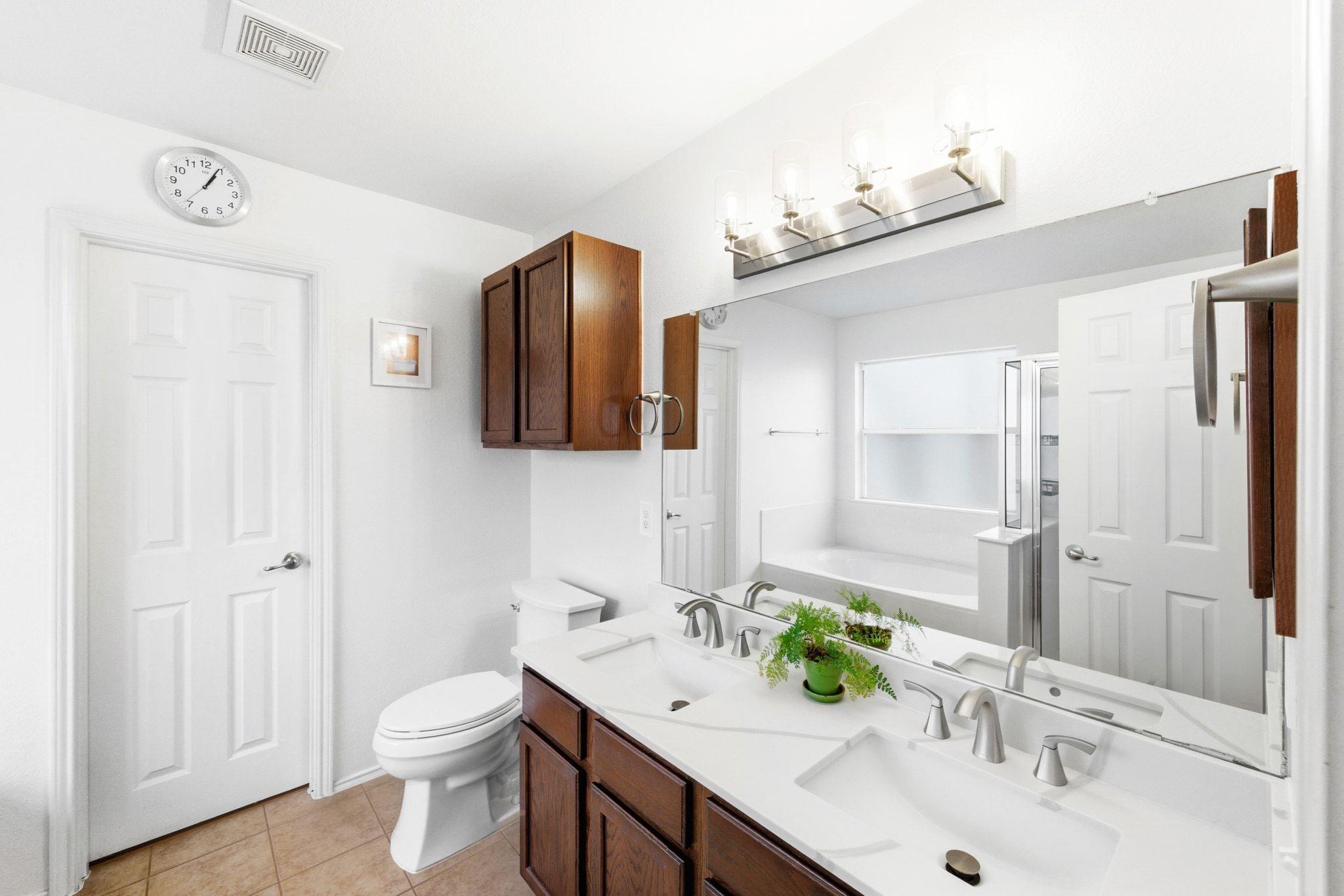 6005 Elfen Way, Austin, TX 78724