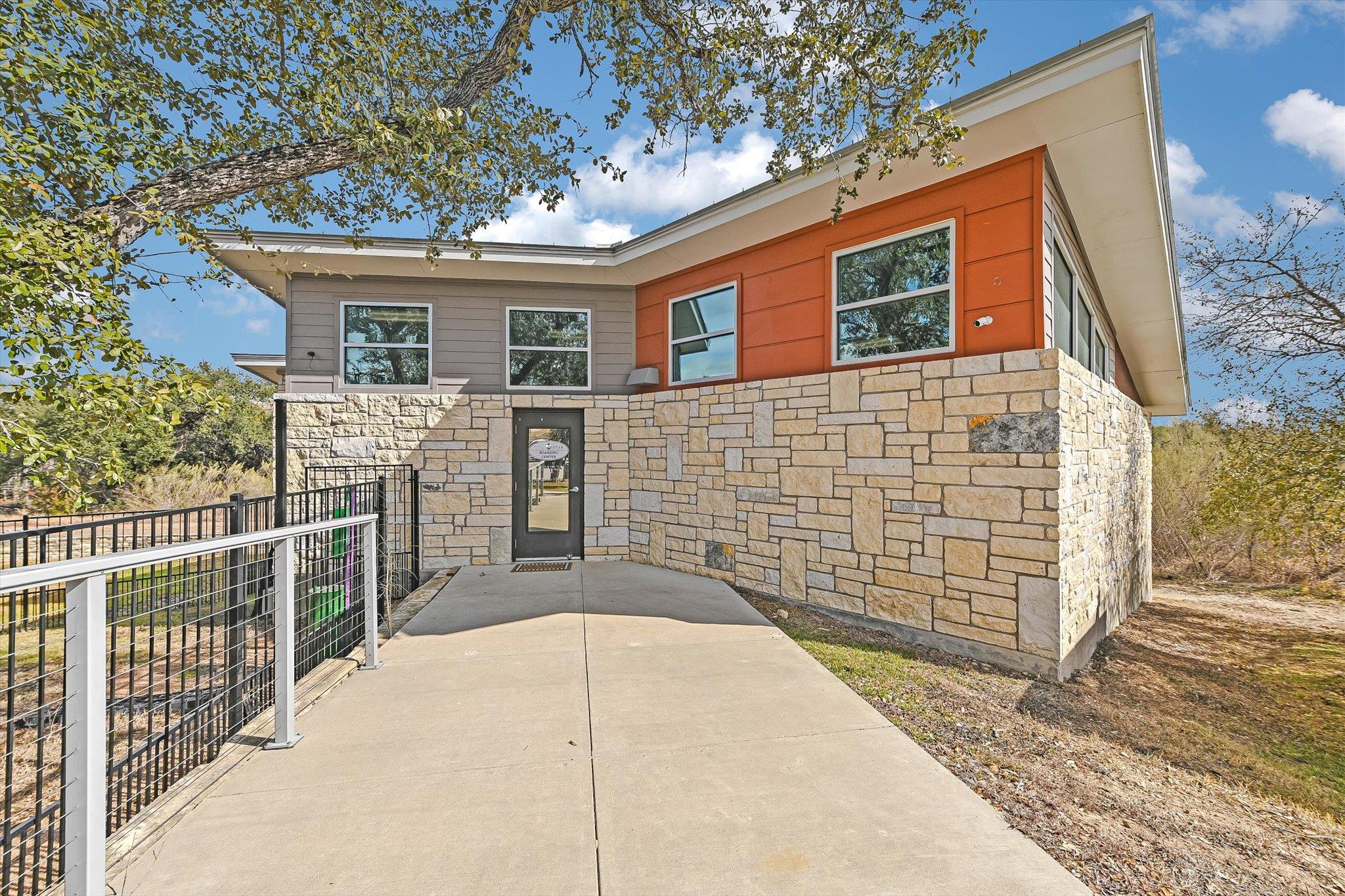 15314 W State Highway 71, Bee Cave, TX 78738