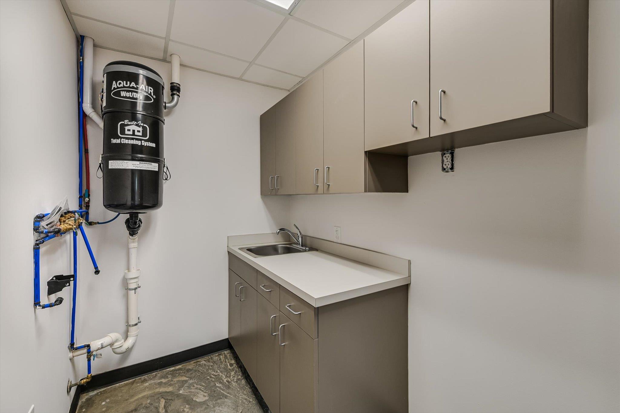 15314 W State Highway 71, Bee Cave, TX 78738