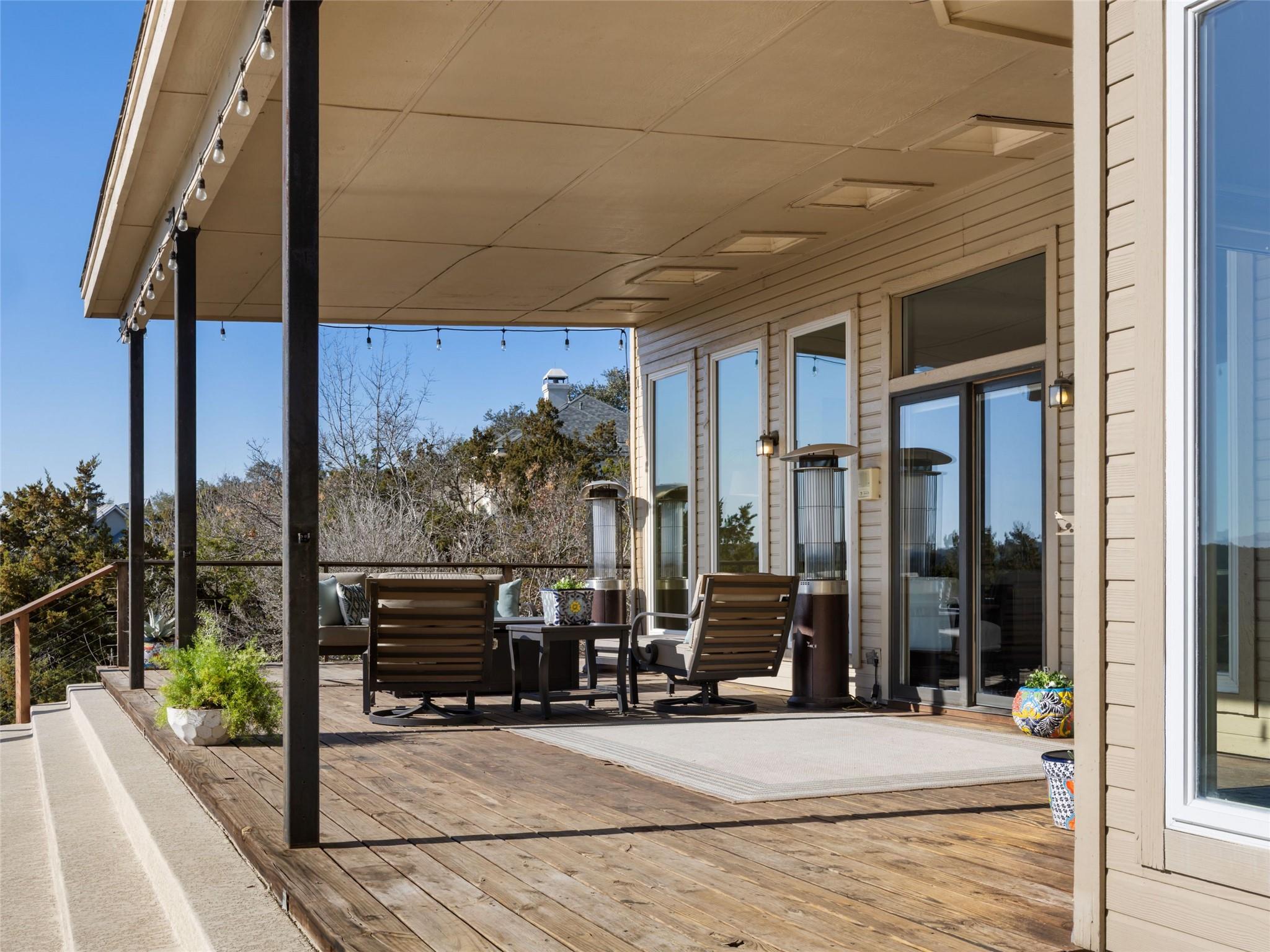 9009 Bell Mountain Dr, Austin, TX 78730