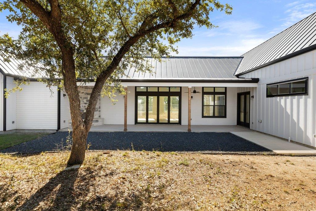 43 War Bonnet, Wimberley, TX 78676