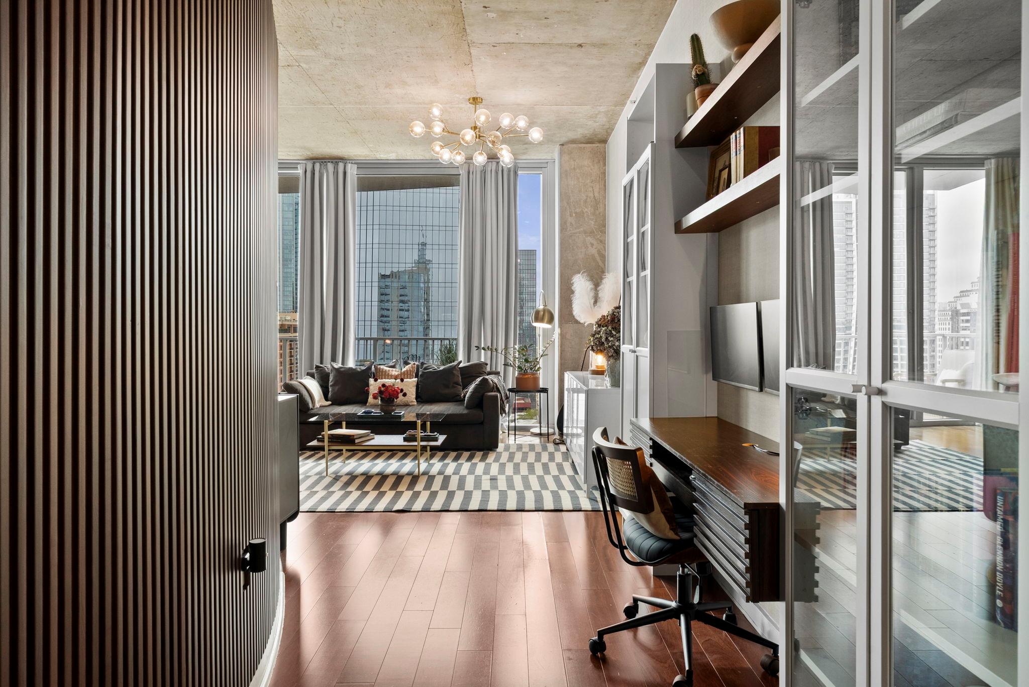 360 Nueces St # 2703, Austin, TX 78701