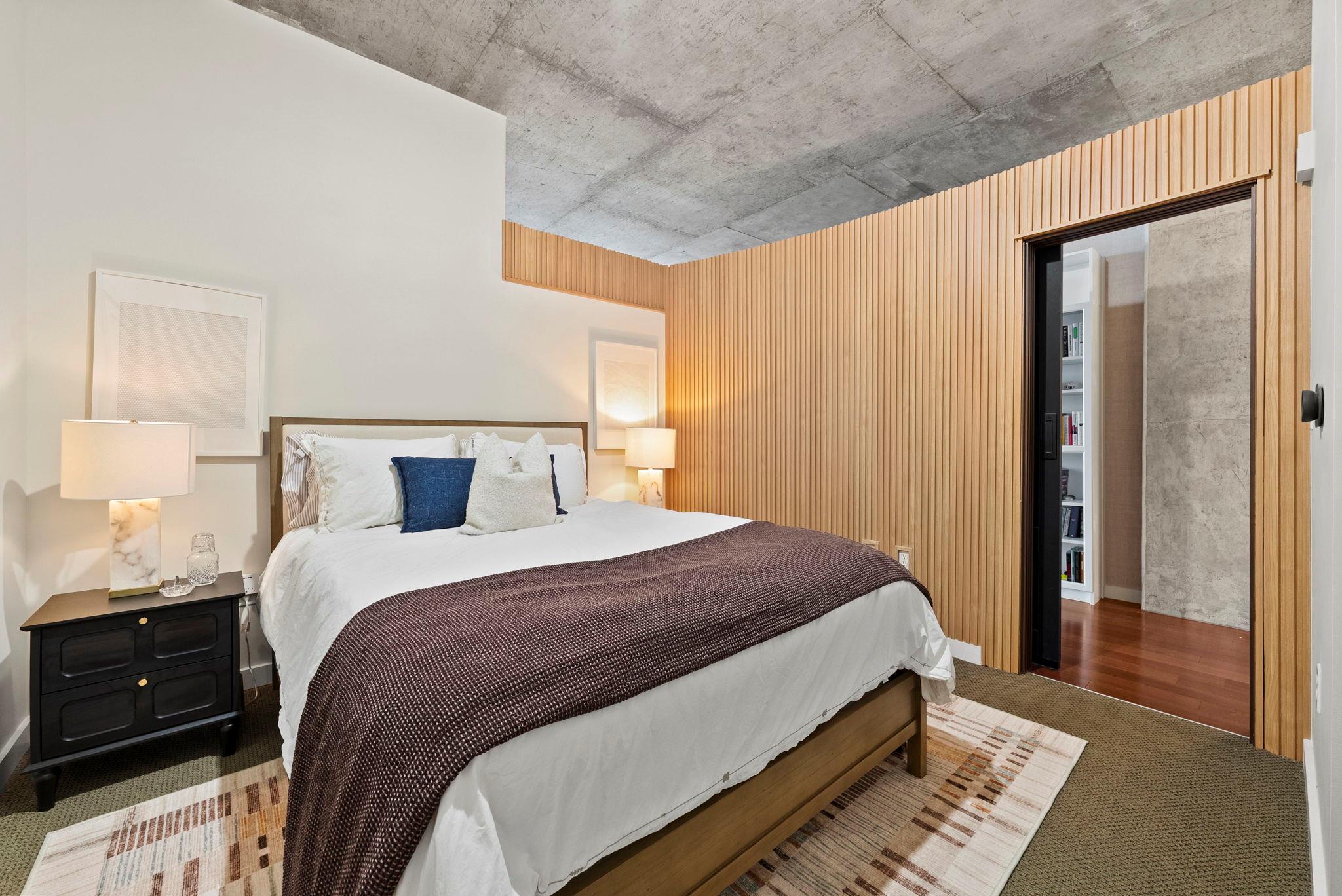 360 Nueces St # 2703, Austin, TX 78701