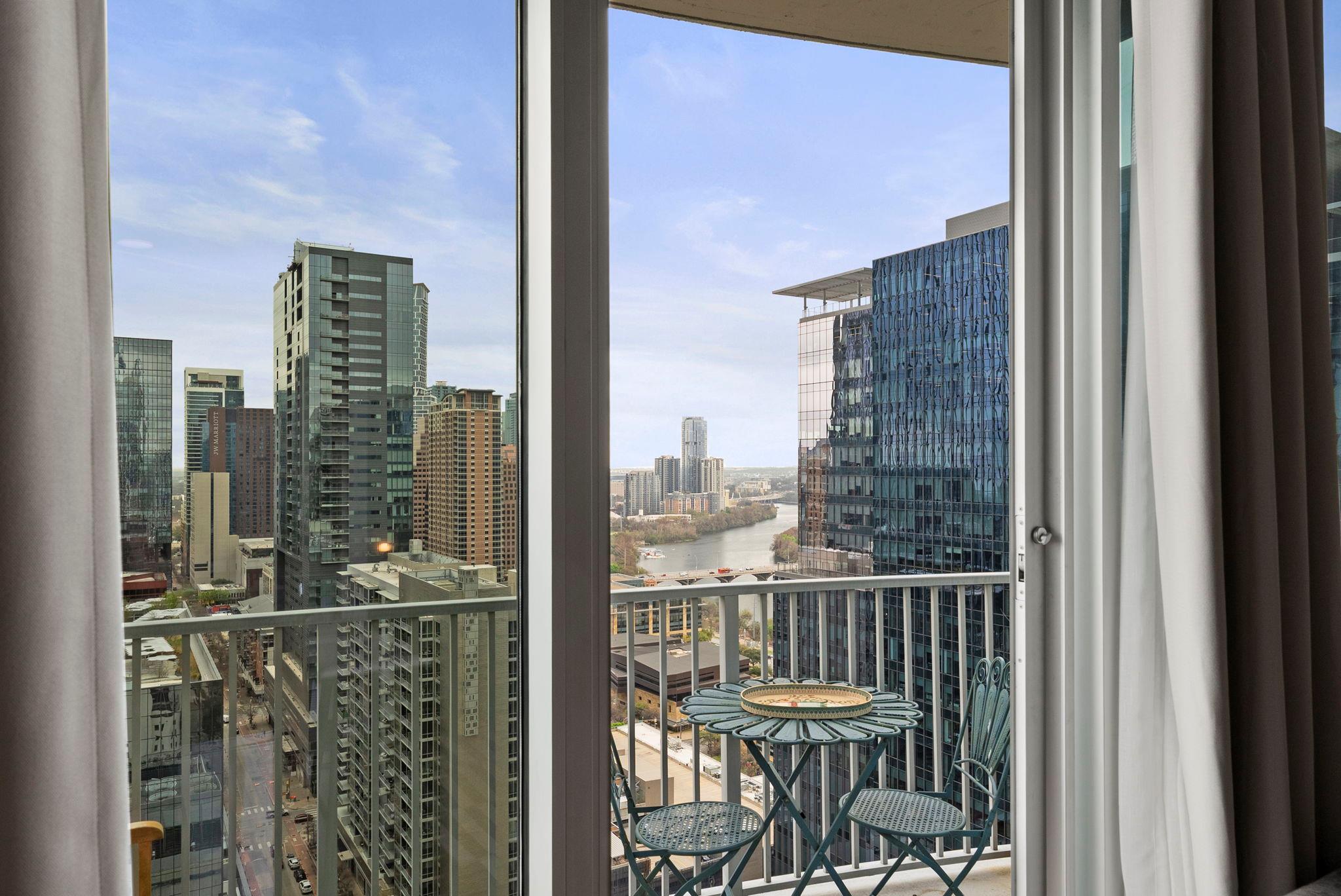 360 Nueces St # 2703, Austin, TX 78701