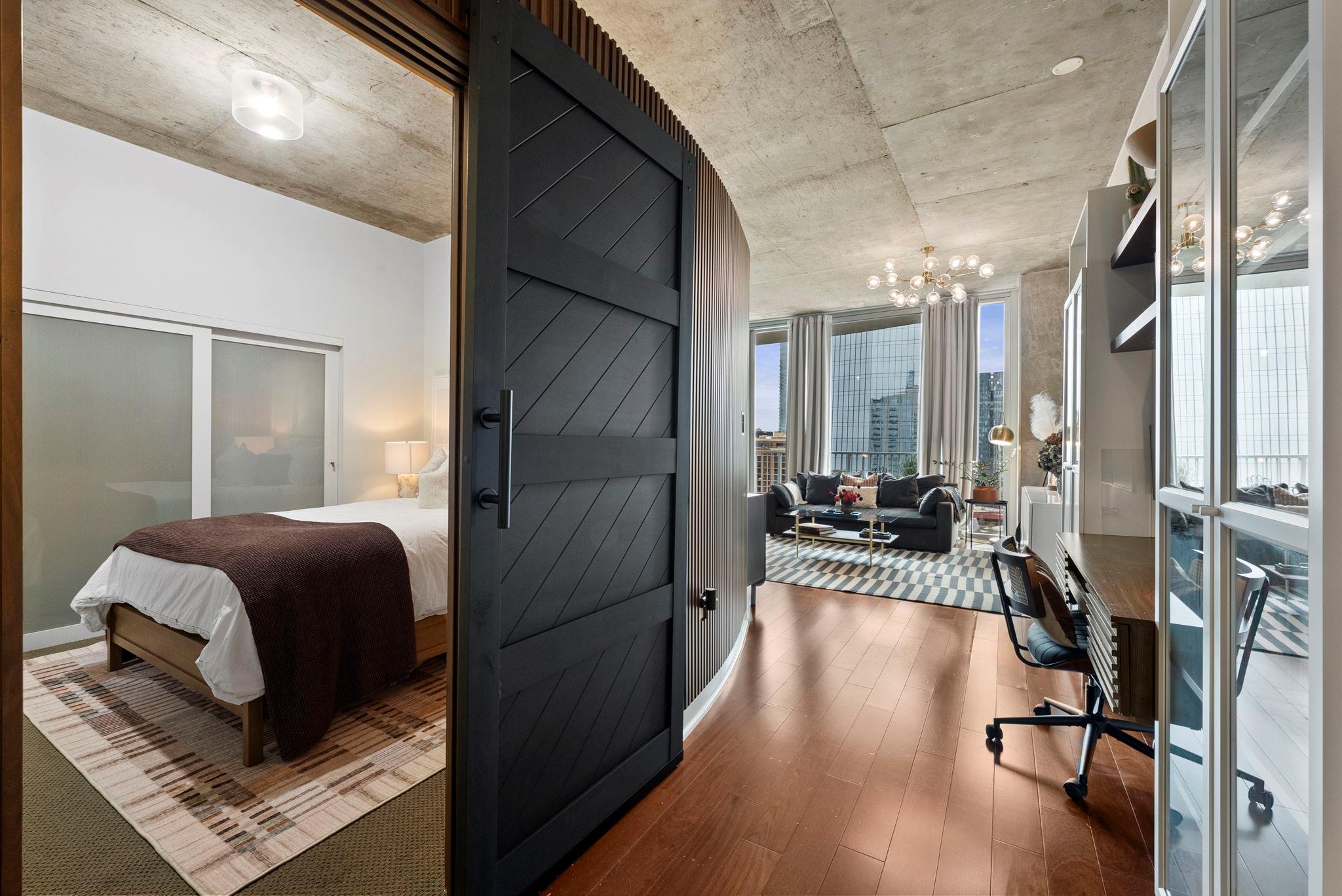 360 Nueces St # 2703, Austin, TX 78701