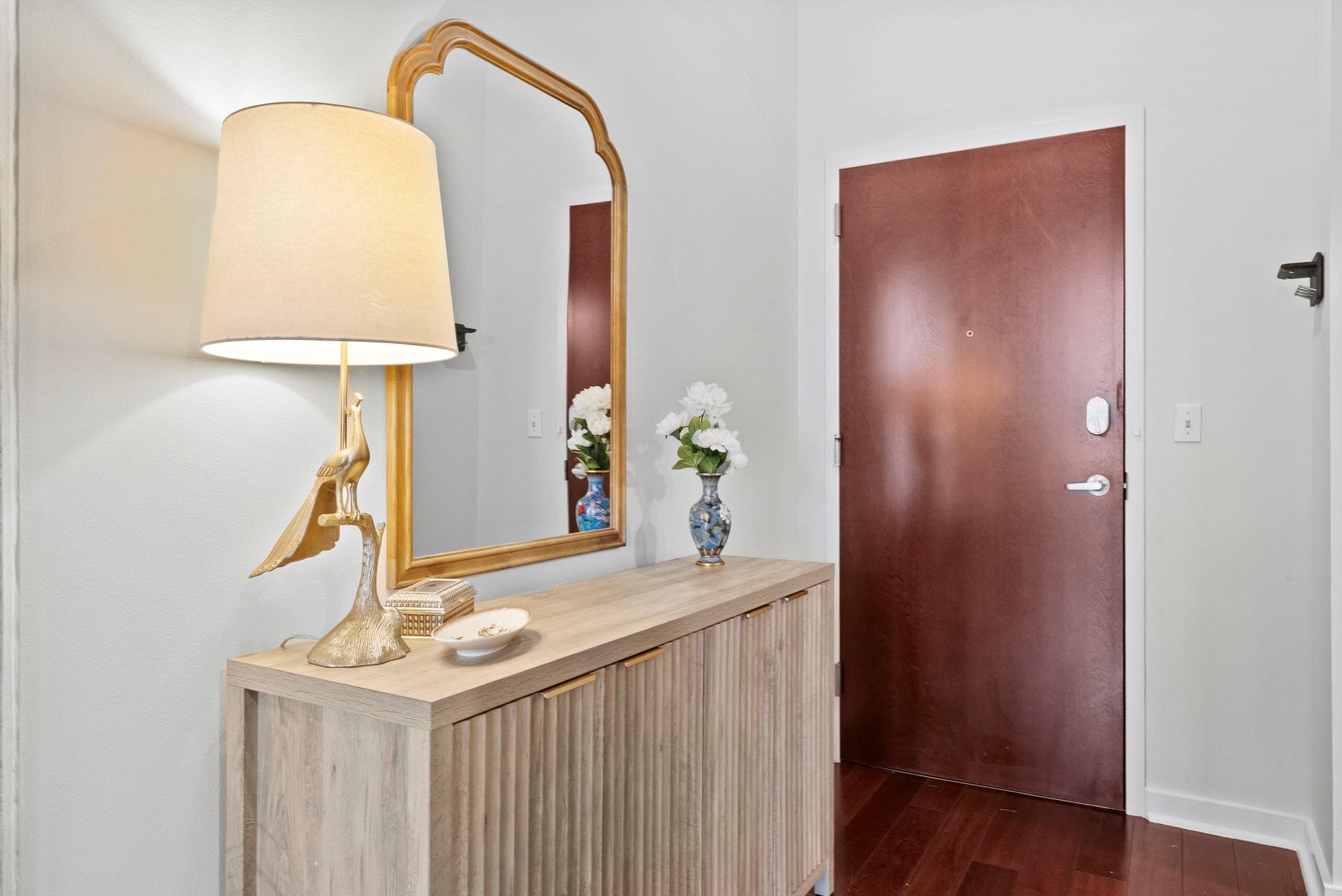 360 Nueces St # 2703, Austin, TX 78701