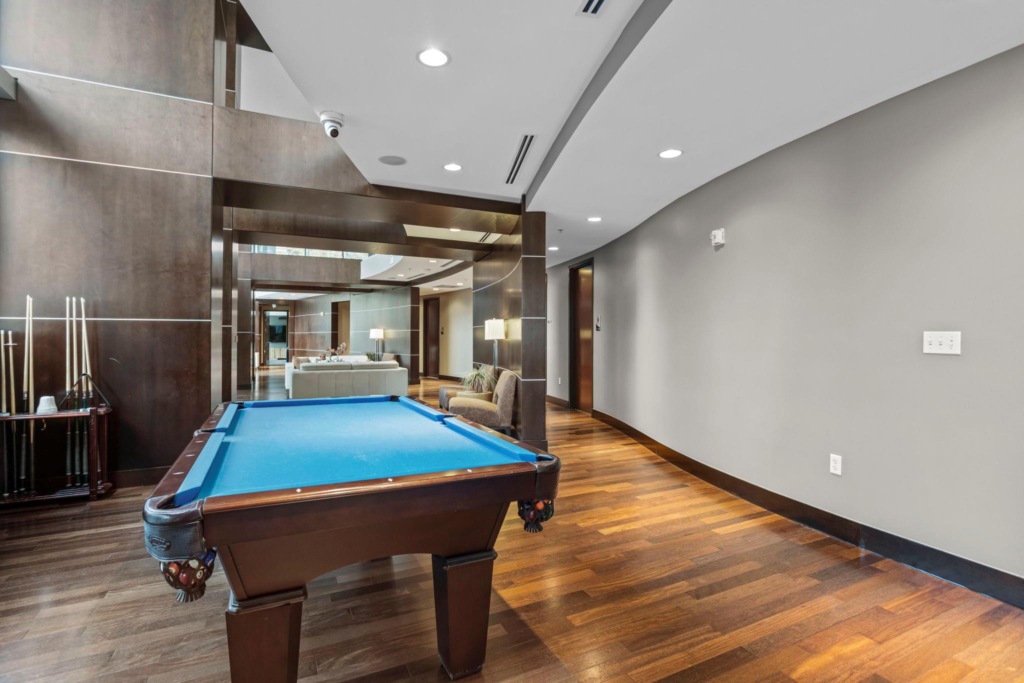 360 Nueces St # 2703, Austin, TX 78701