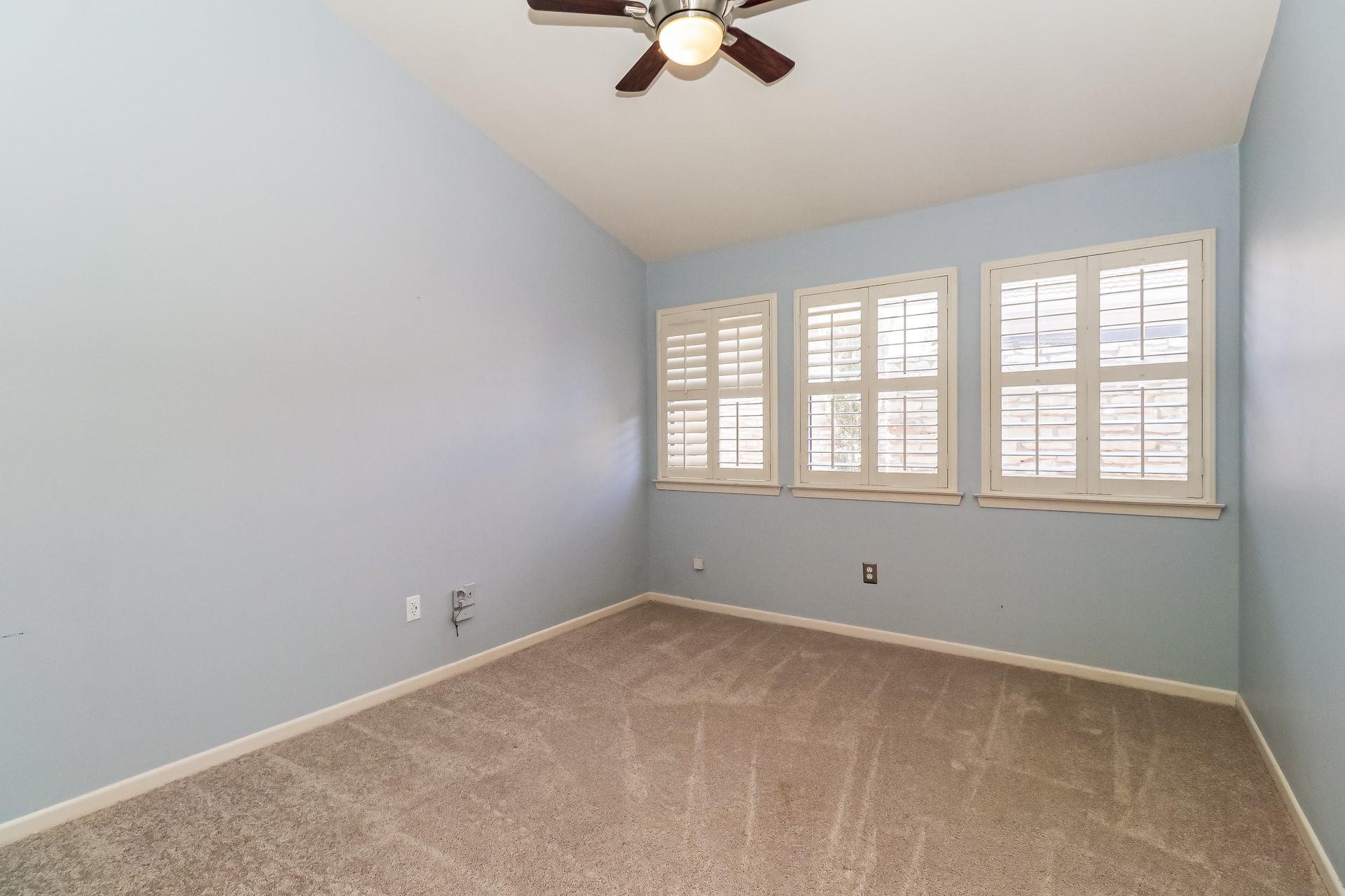 208 Crescent Blf, Lakeway, TX 78734