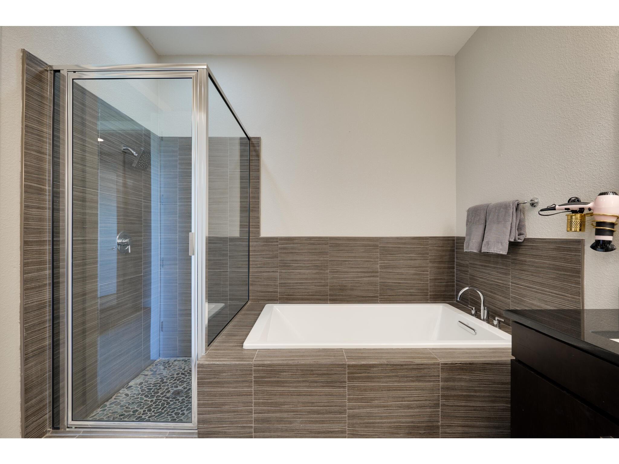 1101 Ivean Pearson Rd # A203, Lago Vista, TX 78645