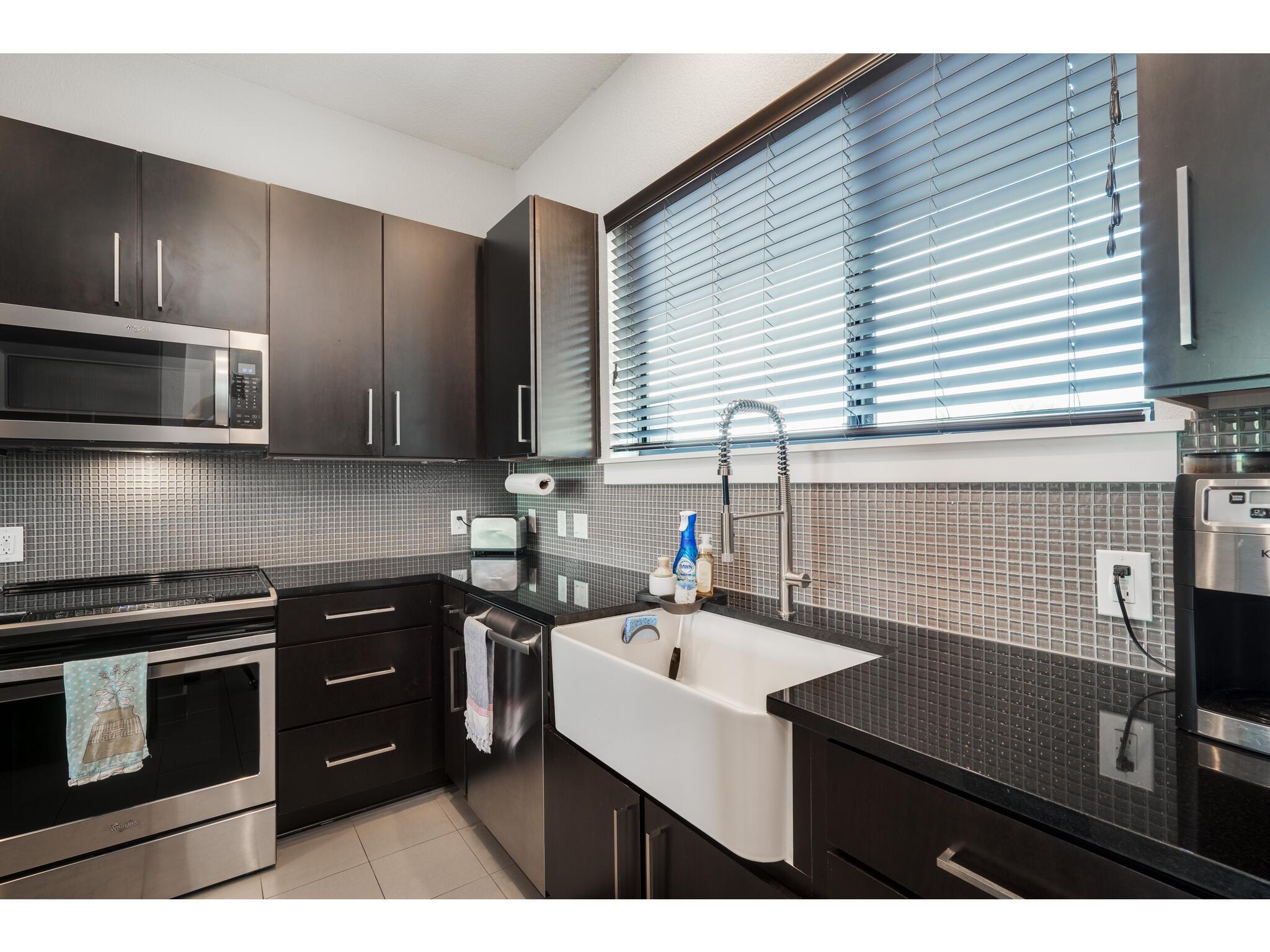 1101 Ivean Pearson Rd # A203, Lago Vista, TX 78645