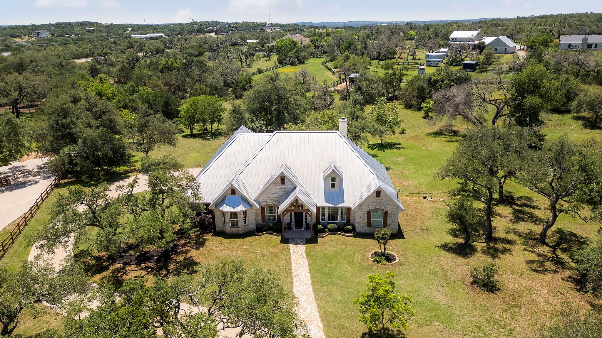 103 Horseshoe Dr, Dripping Springs, TX 78620