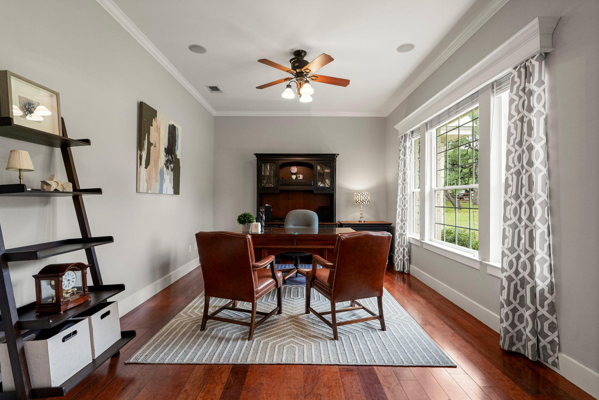 103 Horseshoe Dr, Dripping Springs, TX 78620
