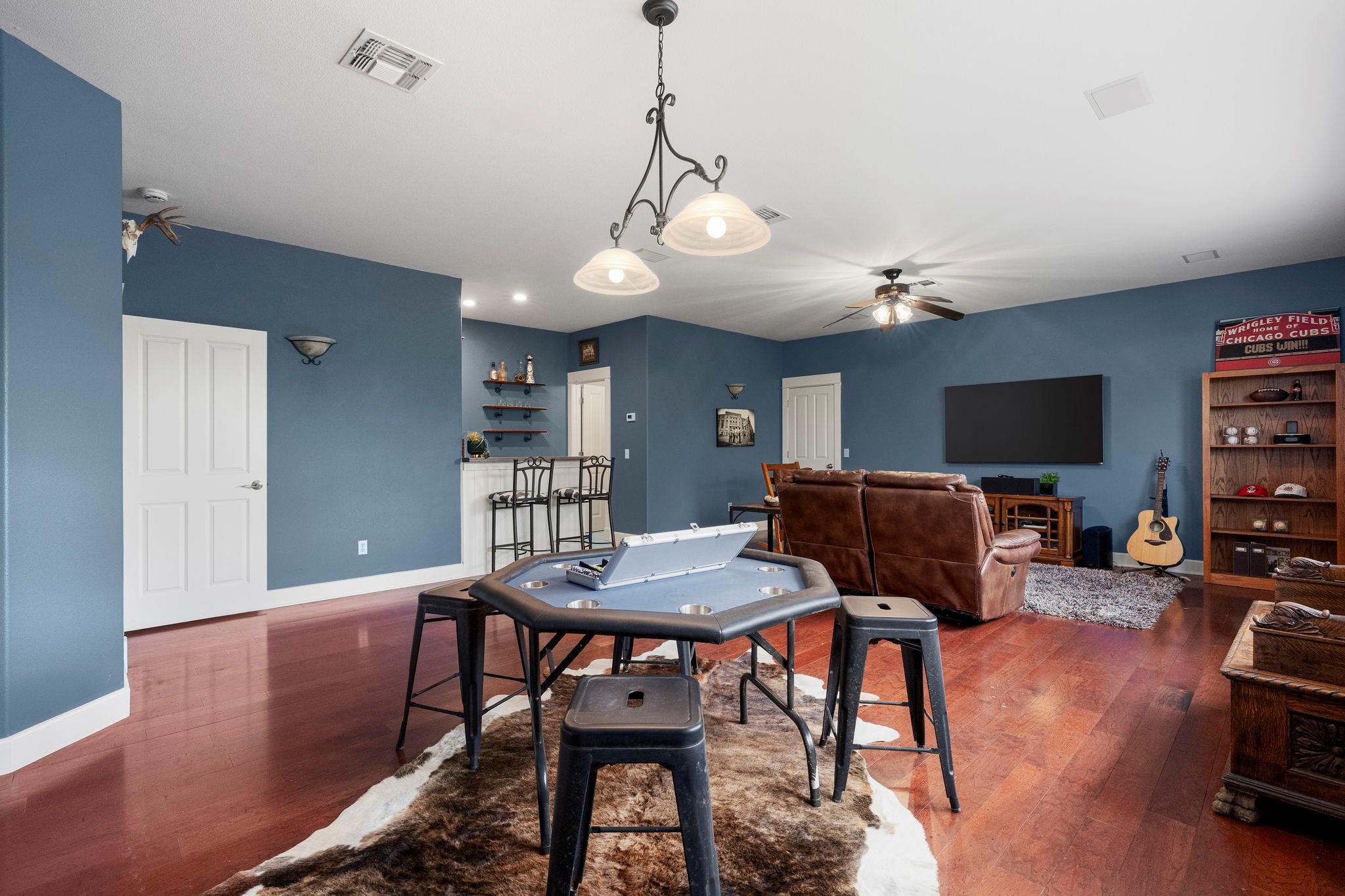103 Horseshoe Dr, Dripping Springs, TX 78620