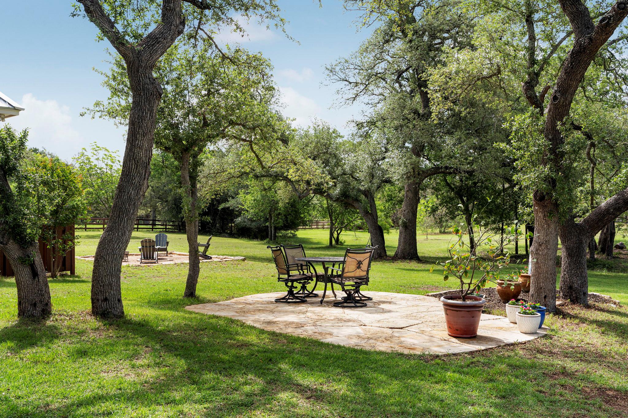 103 Horseshoe Dr, Dripping Springs, TX 78620