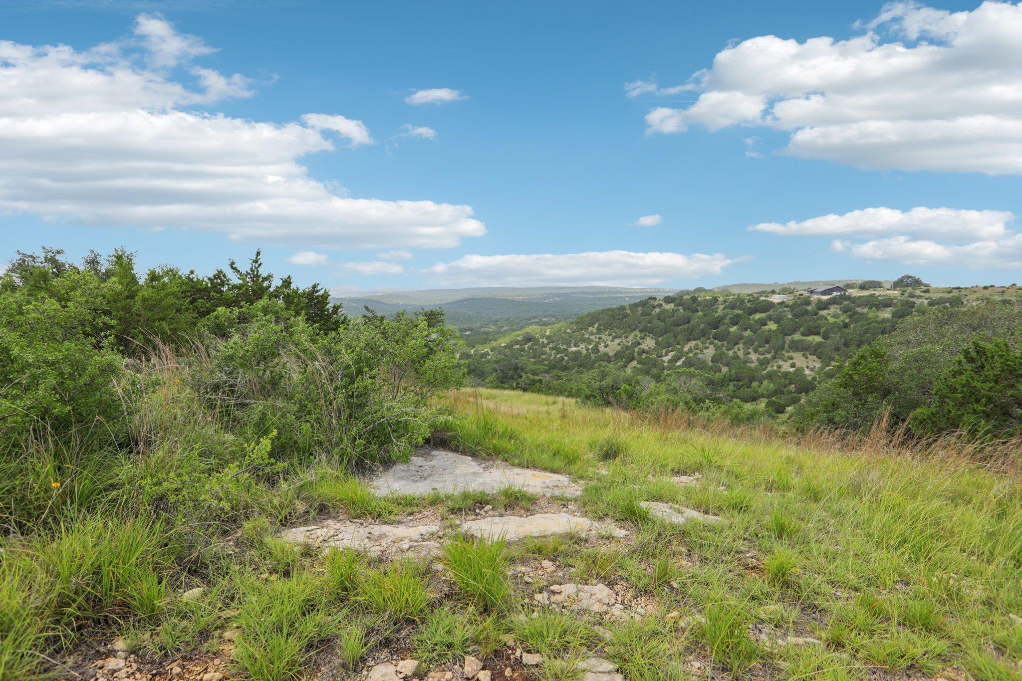 144 Cherokee Rdg, Bertram, TX 78605