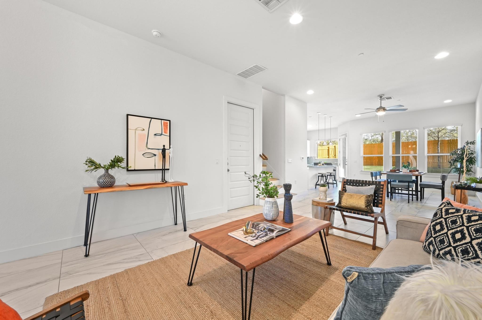 8922 Menchaca Rd # 303, Austin, TX 78748