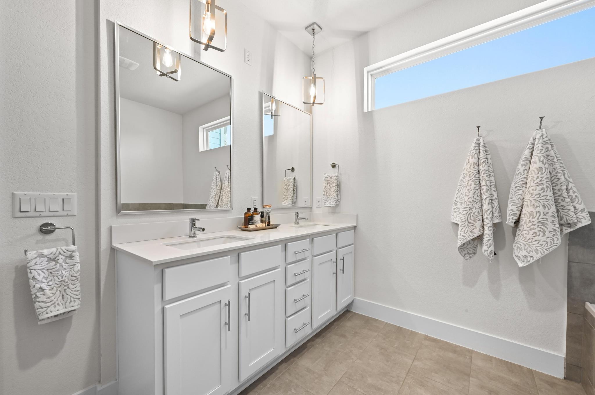 8922 Menchaca Rd # 303, Austin, TX 78748